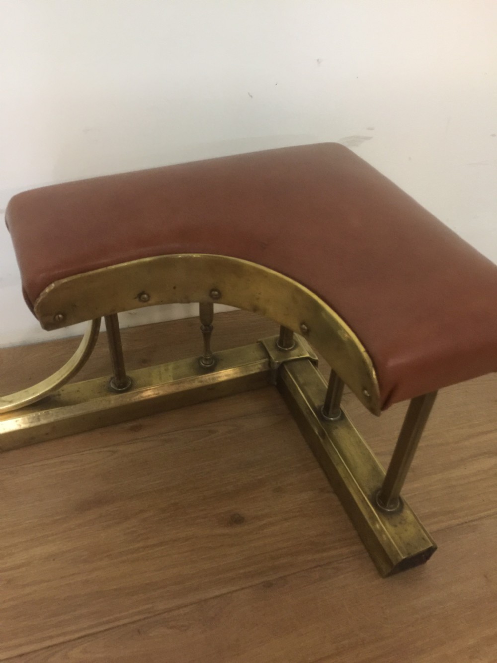 Edwardian leather and brass club fender View VI