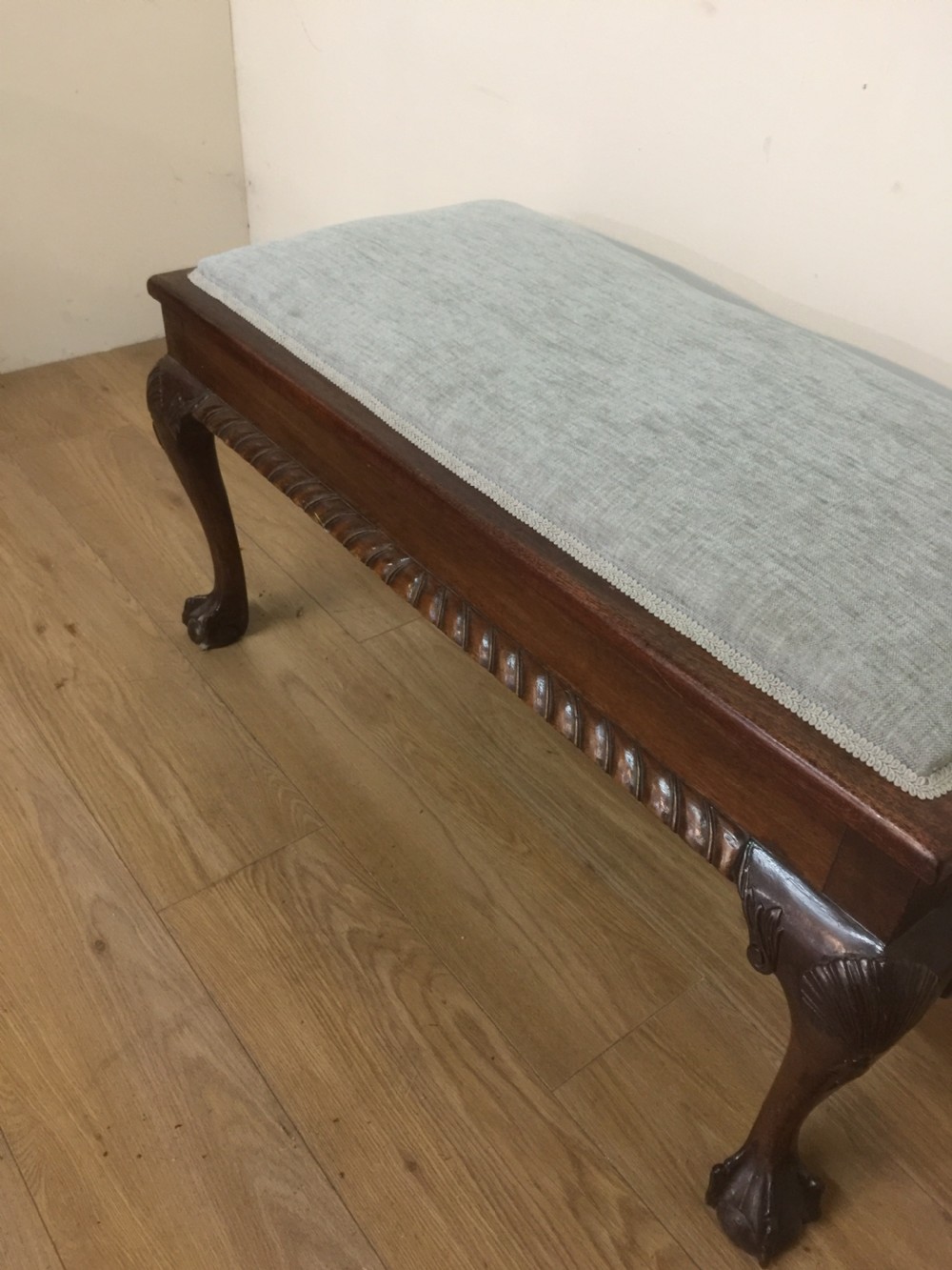 Edwardian Mahogany duet stool on carved cabriole legs  View III
