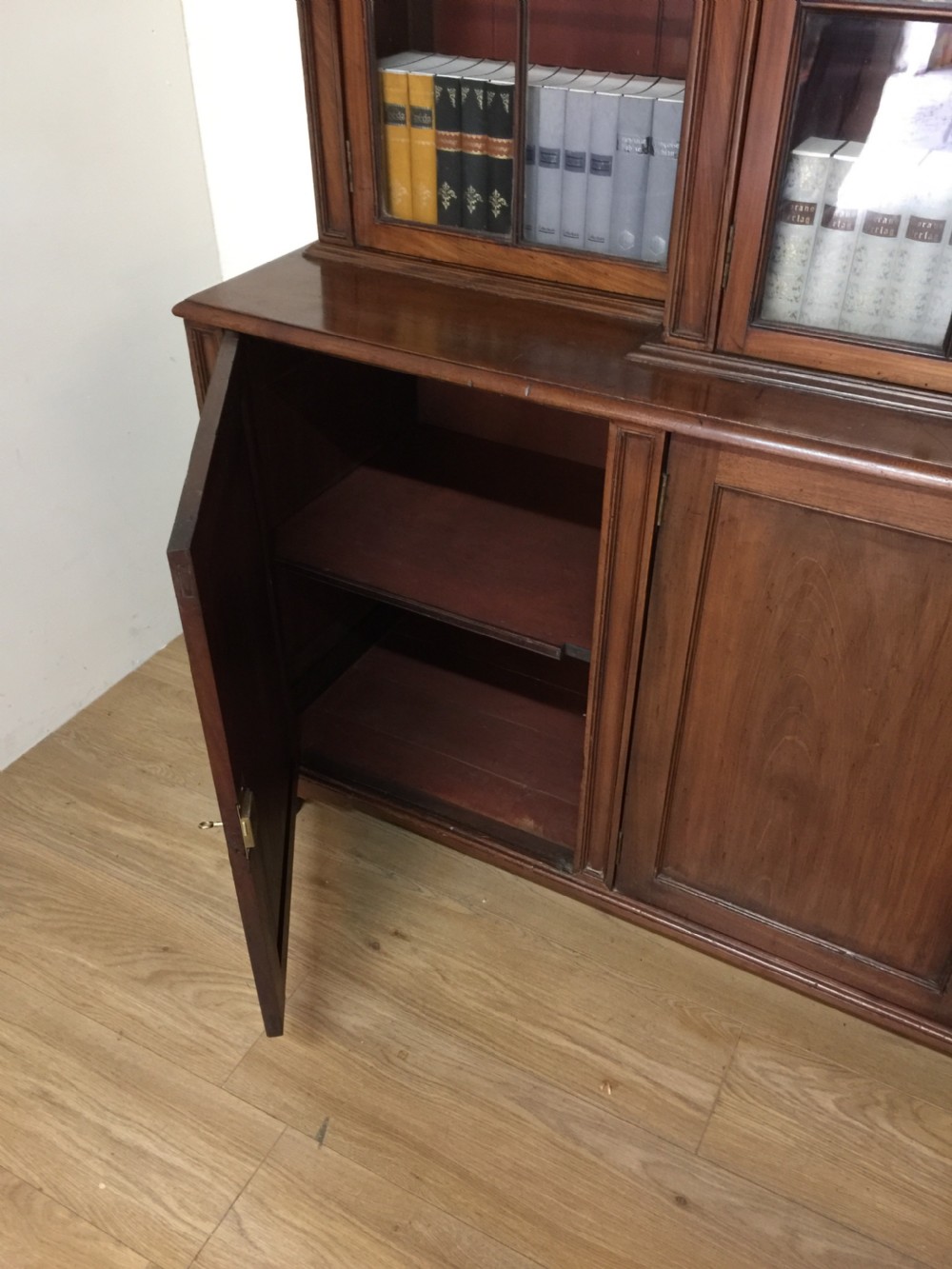 Edwardian breakfront mahogany triple bookcase View XI