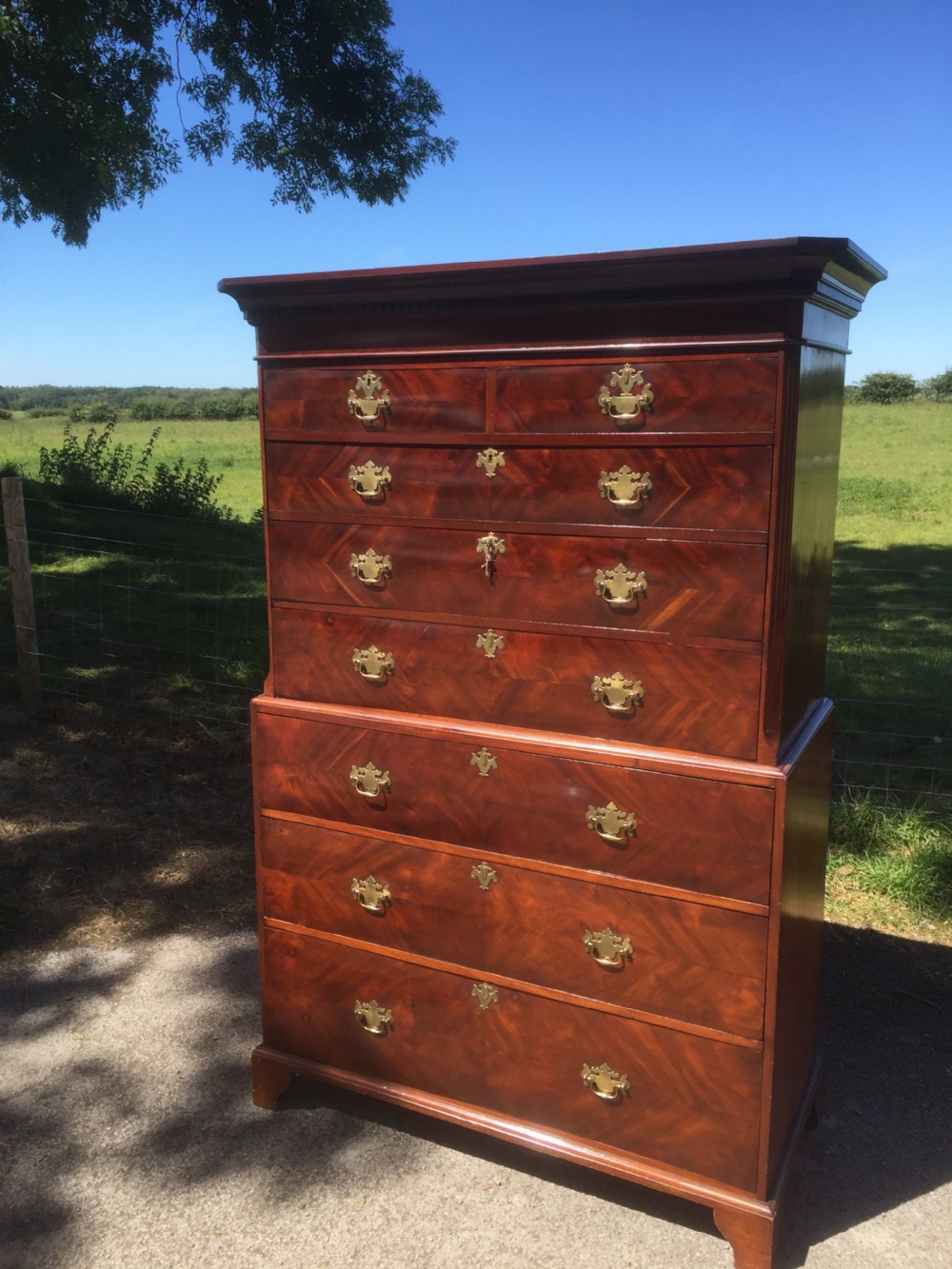 Nineteenth century mahogany Chest on chest circa 1870 View XI