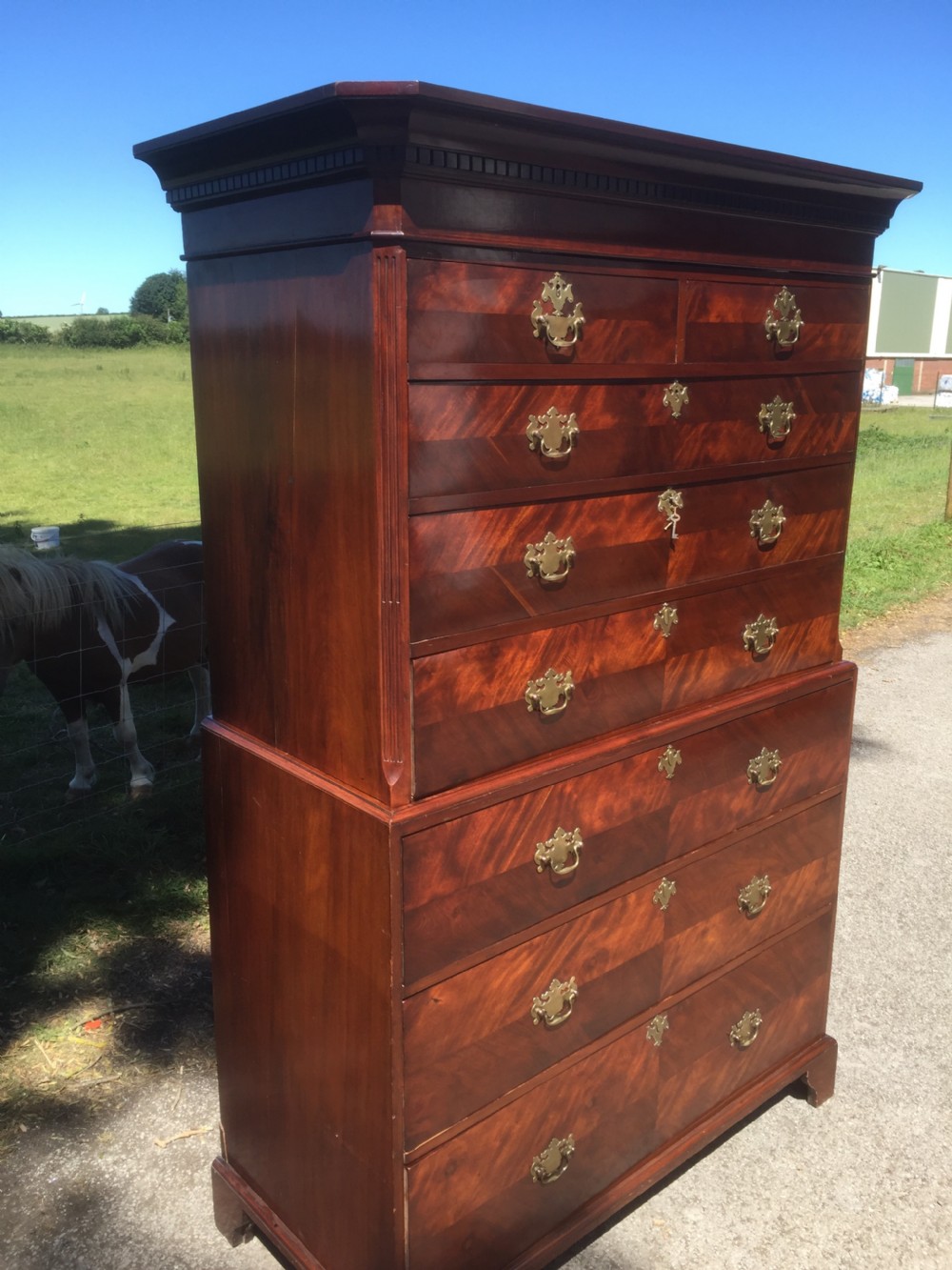 Nineteenth century mahogany Chest on chest circa 1870 View XVIII