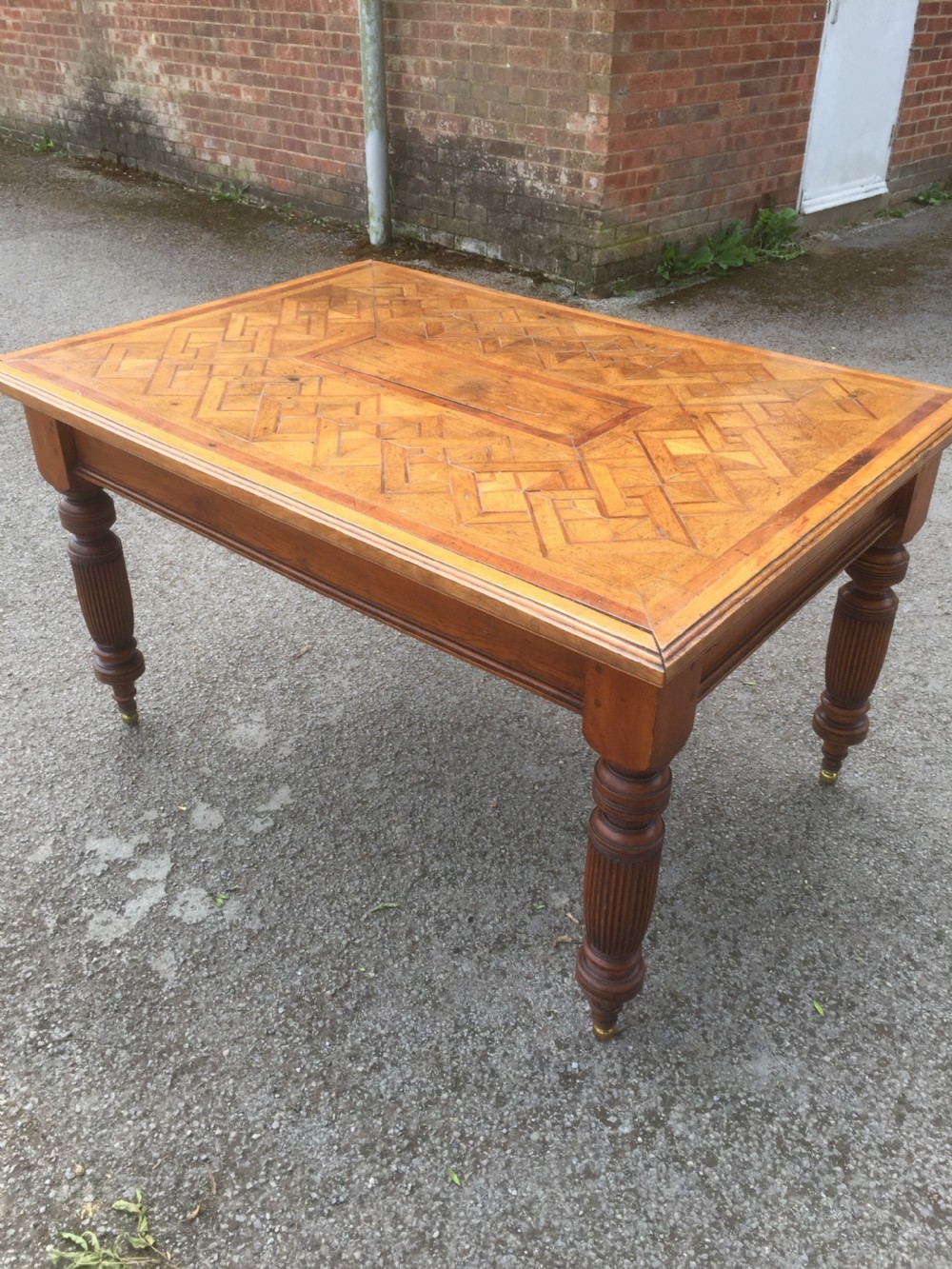 Nineteenth century oak parquetry six seater table on turned and reeded legs  View VI