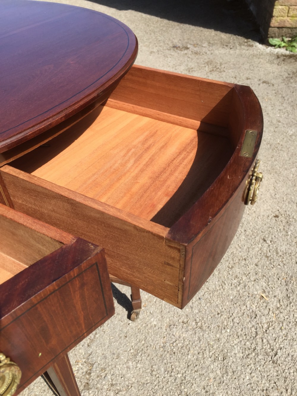 Nineteenth century inlaid mahogany kidney shaped desk View X
