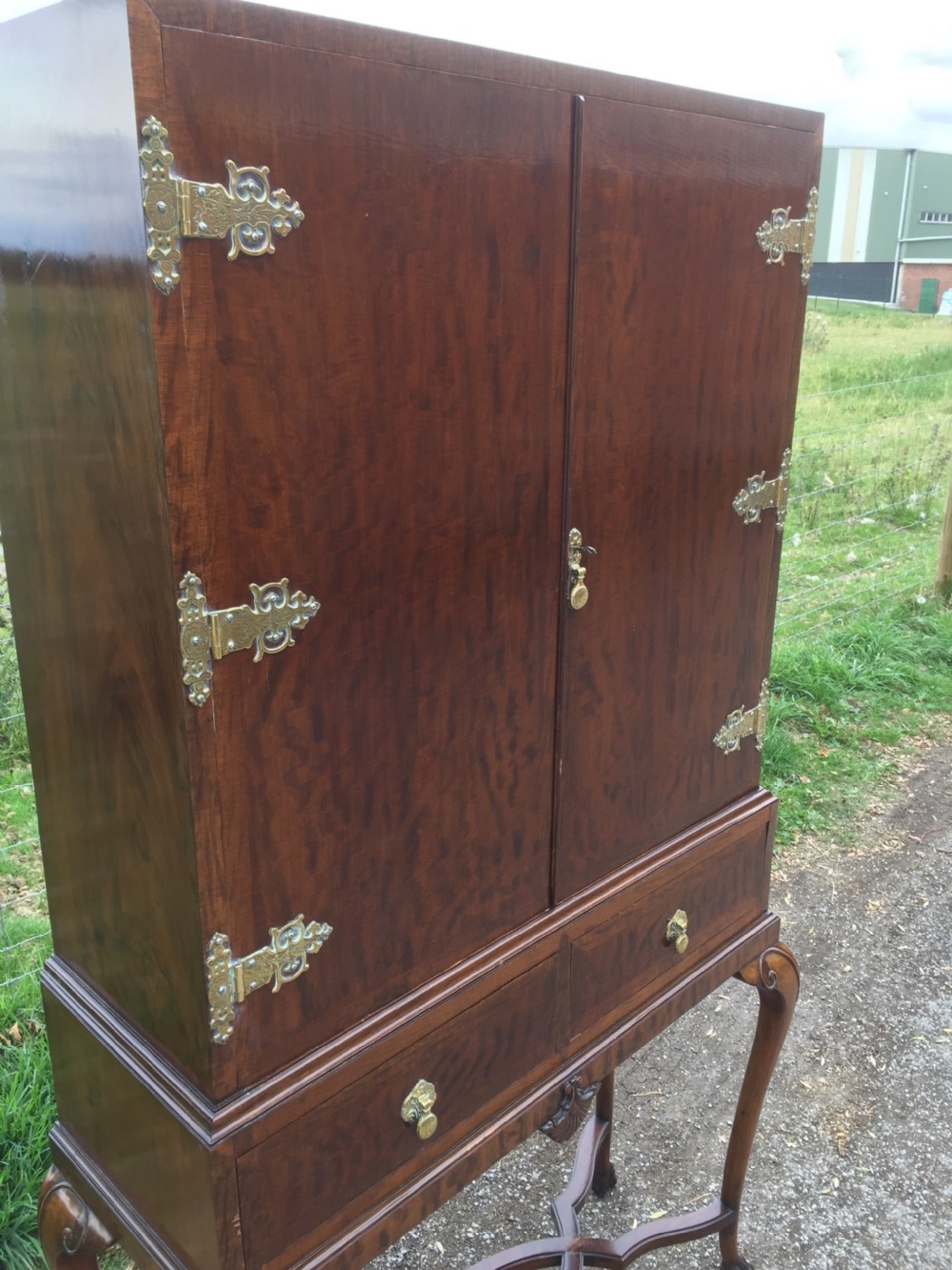 Edwardian mahogany cabinet on cabriole legs  View XVII