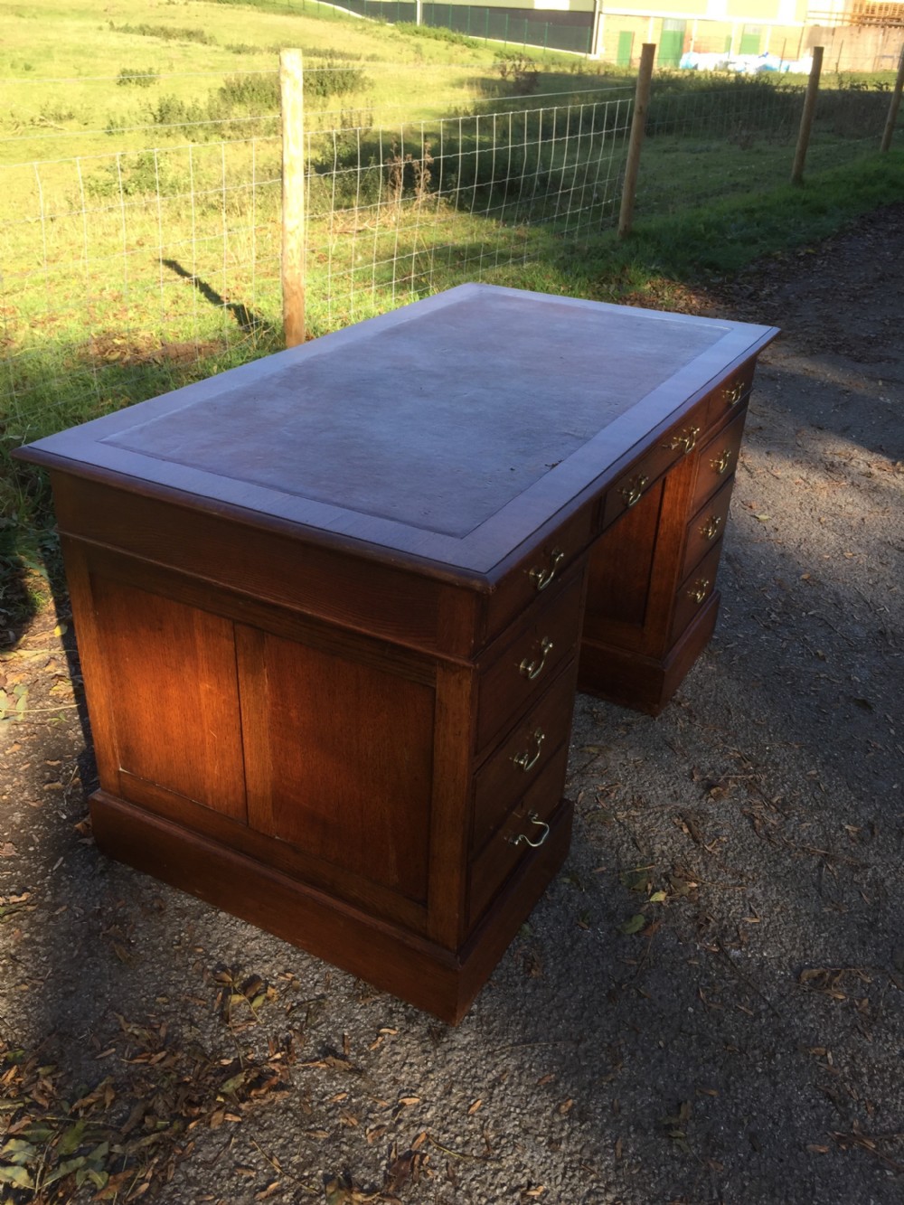 Twin Pedestal oak desk circa 1920 View VI