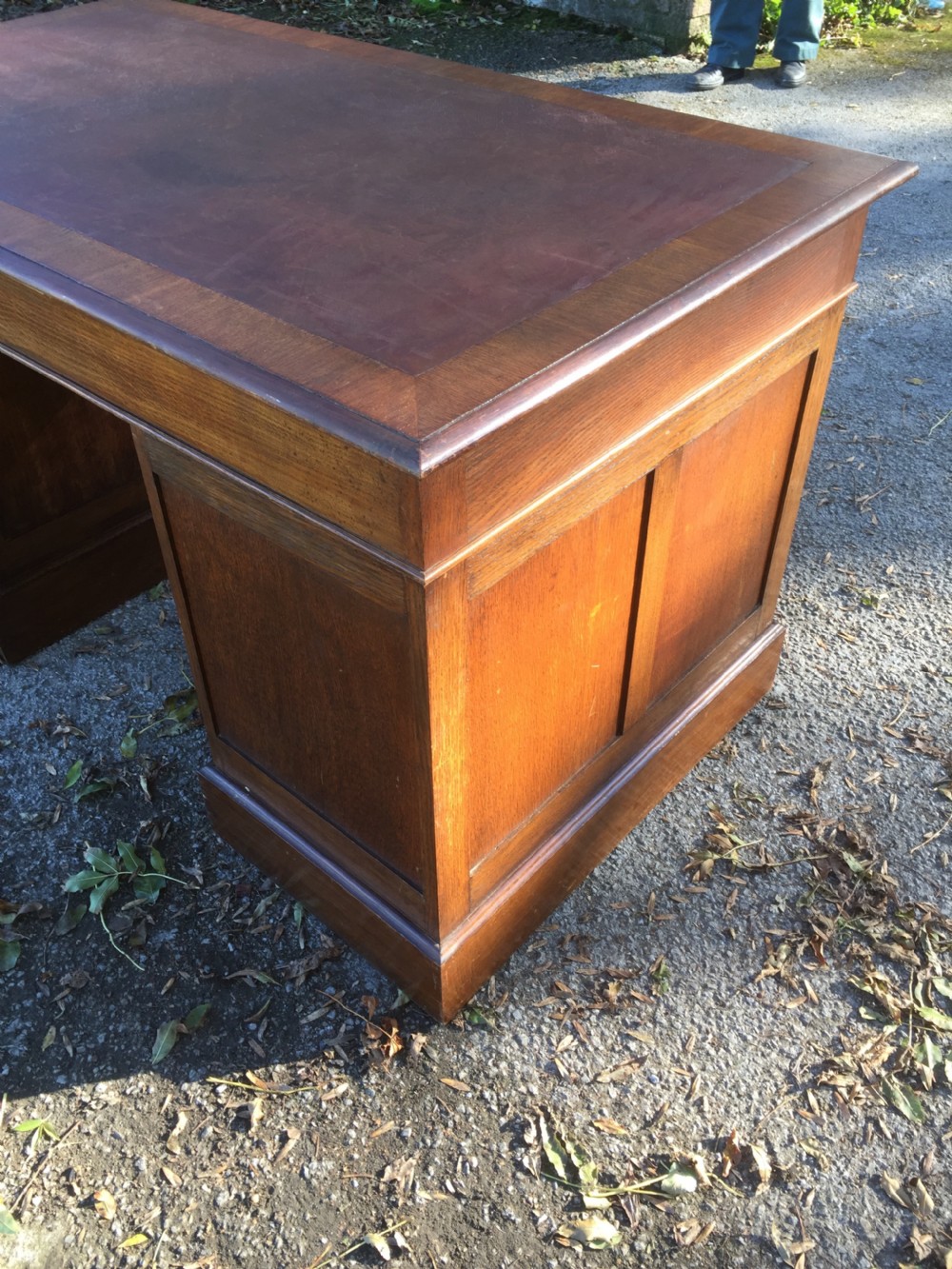 Twin Pedestal oak desk circa 1920 View XI