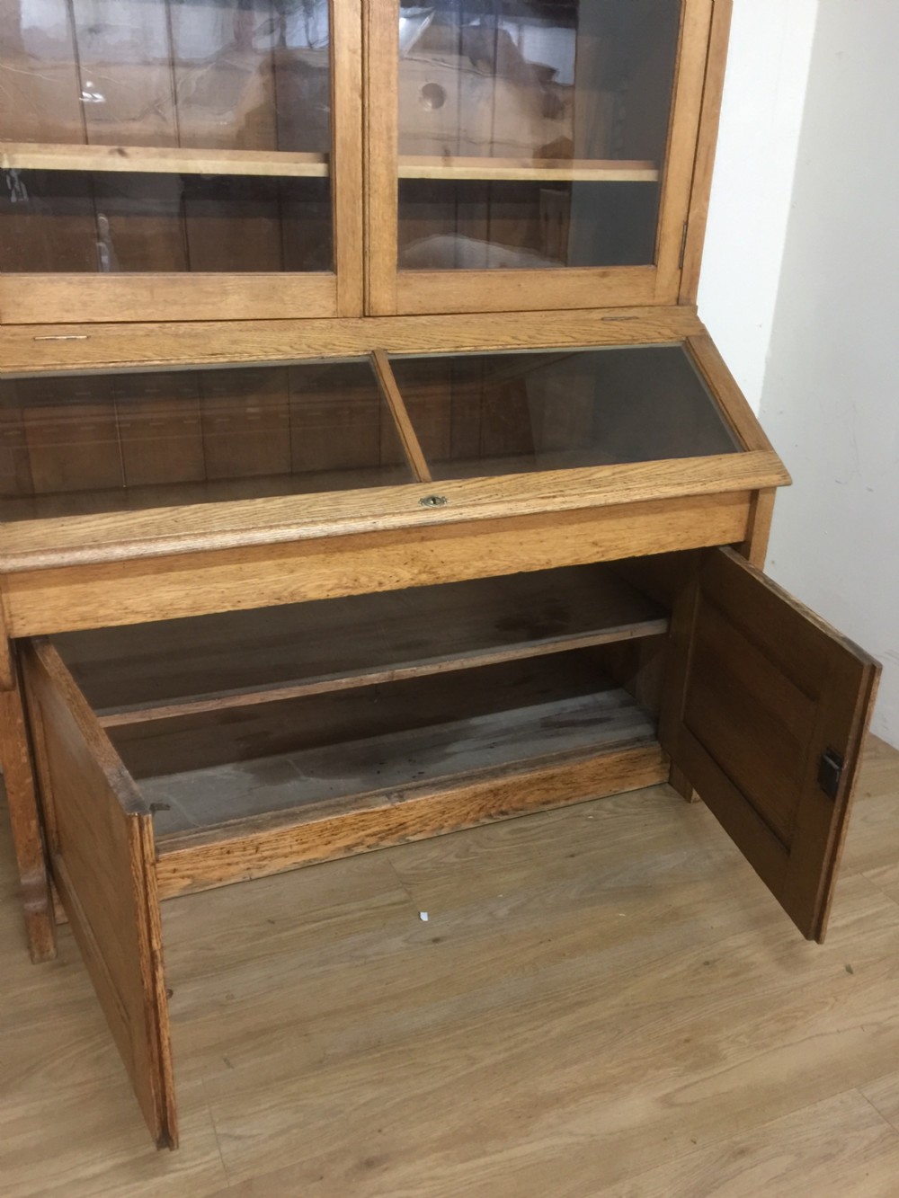 Nineteenth century golden oak museum cabinet by Bennet of Glasgow  View VII