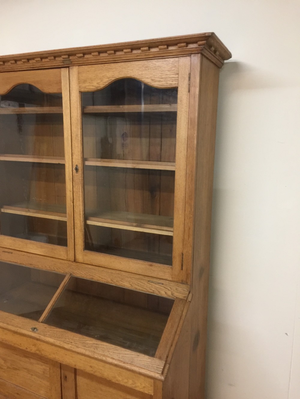 Nineteenth century golden oak museum cabinet by Bennet of Glasgow  View XI