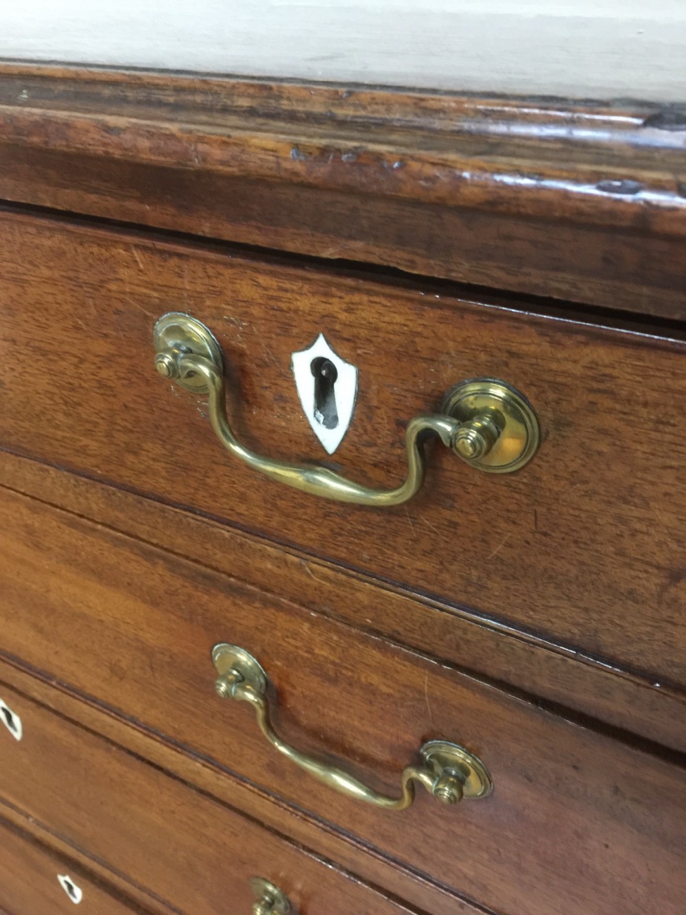 Small Georgian Mahogany Chest Of Drawers  on bracket feet  View IV
