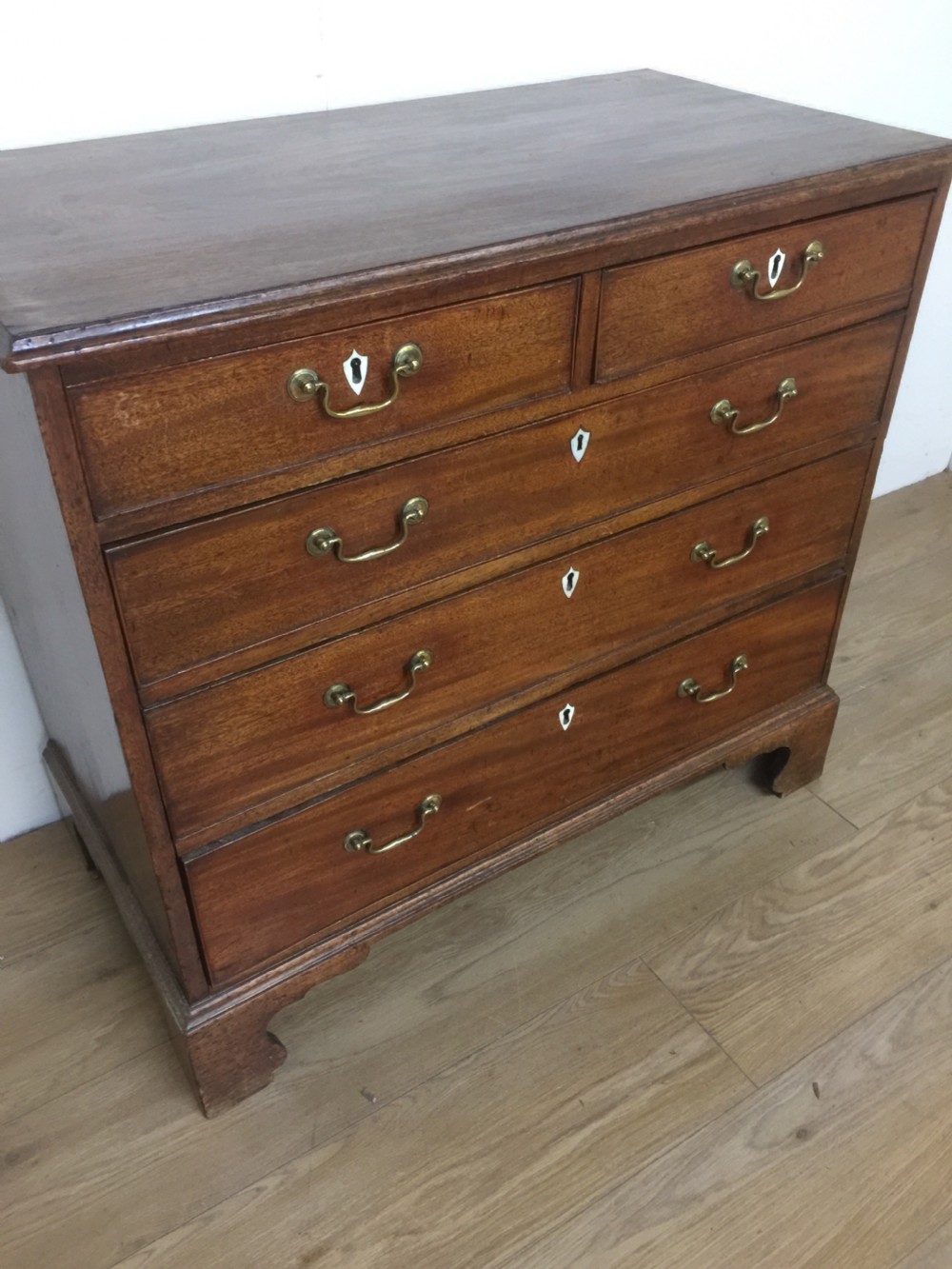 Small Georgian Mahogany Chest Of Drawers  on bracket feet  View VIII
