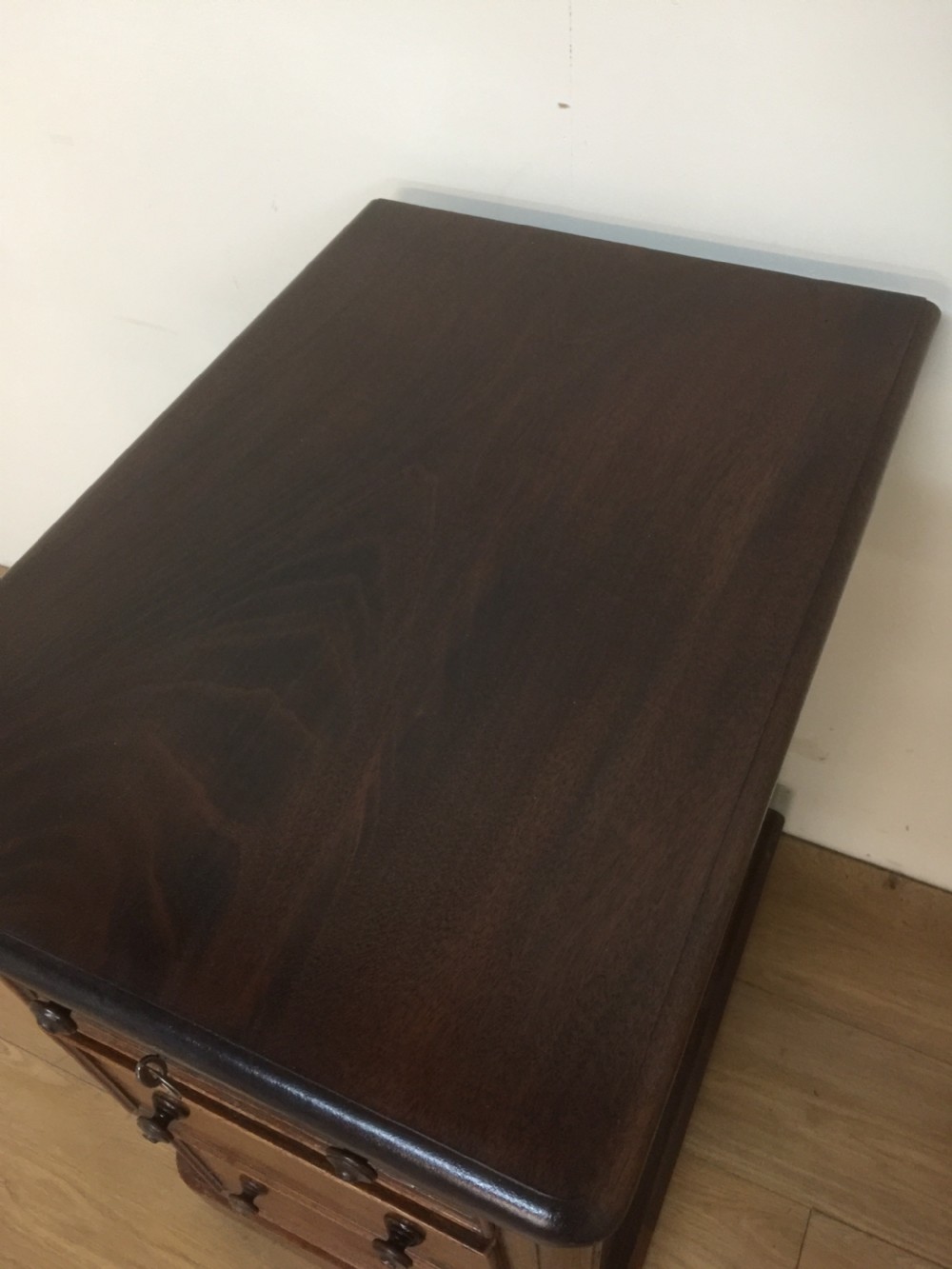 Nineteenth century three drawer chest in Mahogany  View III