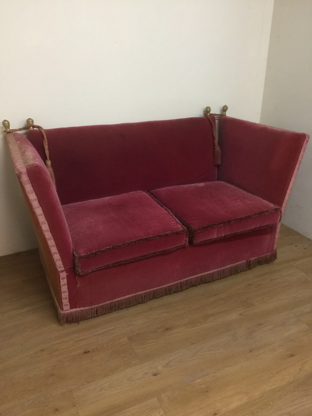 Knole Sofa in pink velvet circa 1920 View VIII