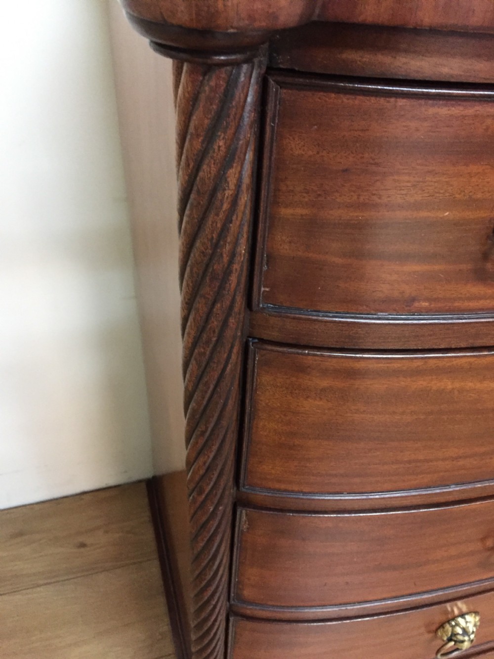 Stunning quality Regency bow front mahogany Chest circa 1820 View III