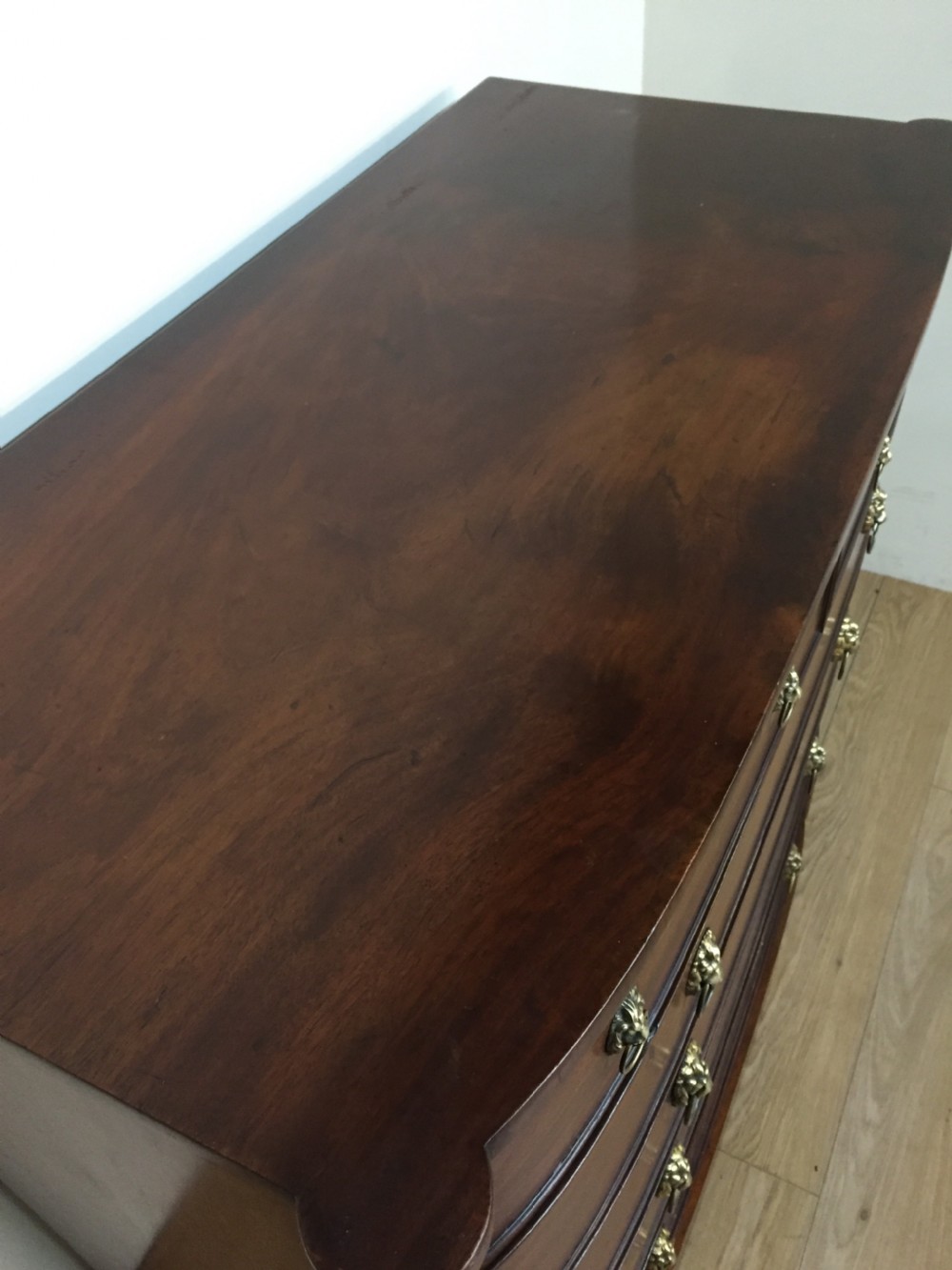 Stunning quality Regency bow front mahogany Chest circa 1820 View V
