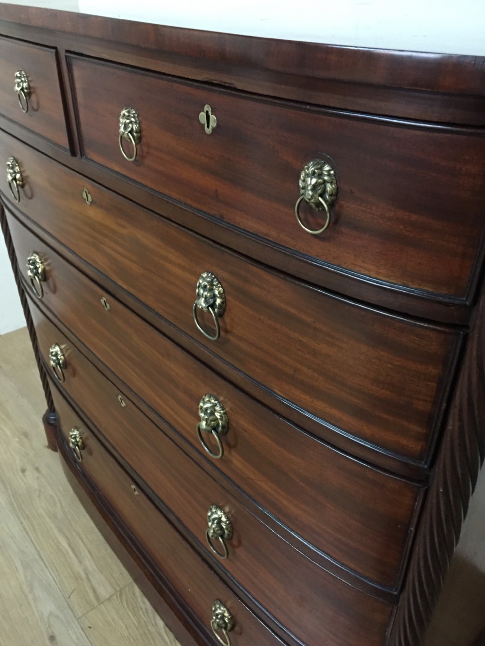 Stunning quality Regency bow front mahogany Chest circa 1820 View VII