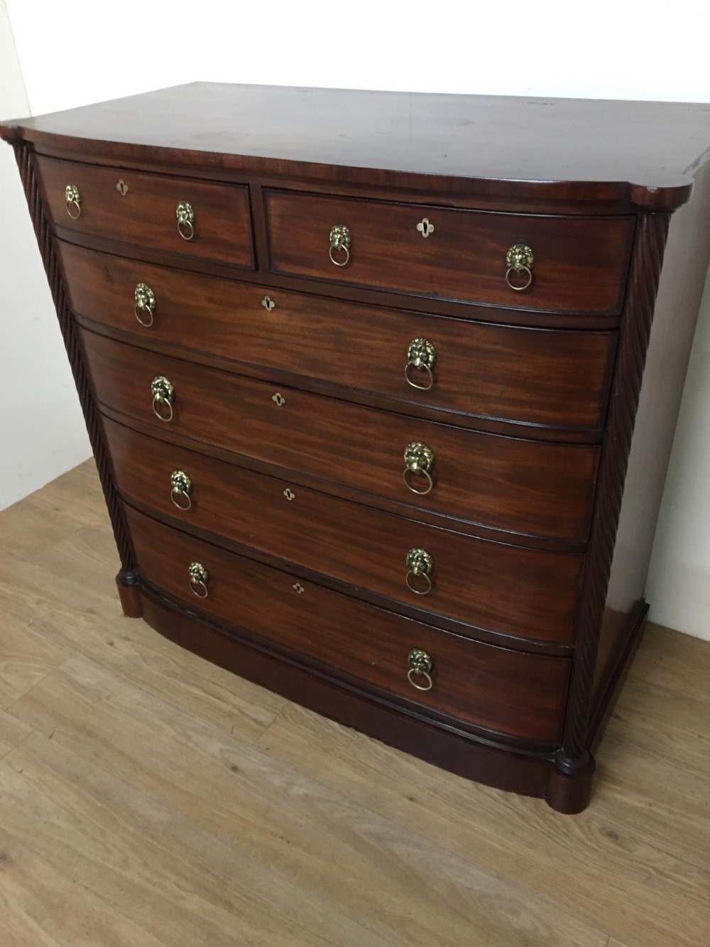 Stunning quality Regency bow front mahogany Chest circa 1820 View VIII