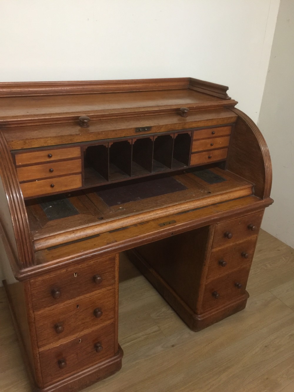 Nineteenth century golden oak cylinder desk by Carter of London View III
