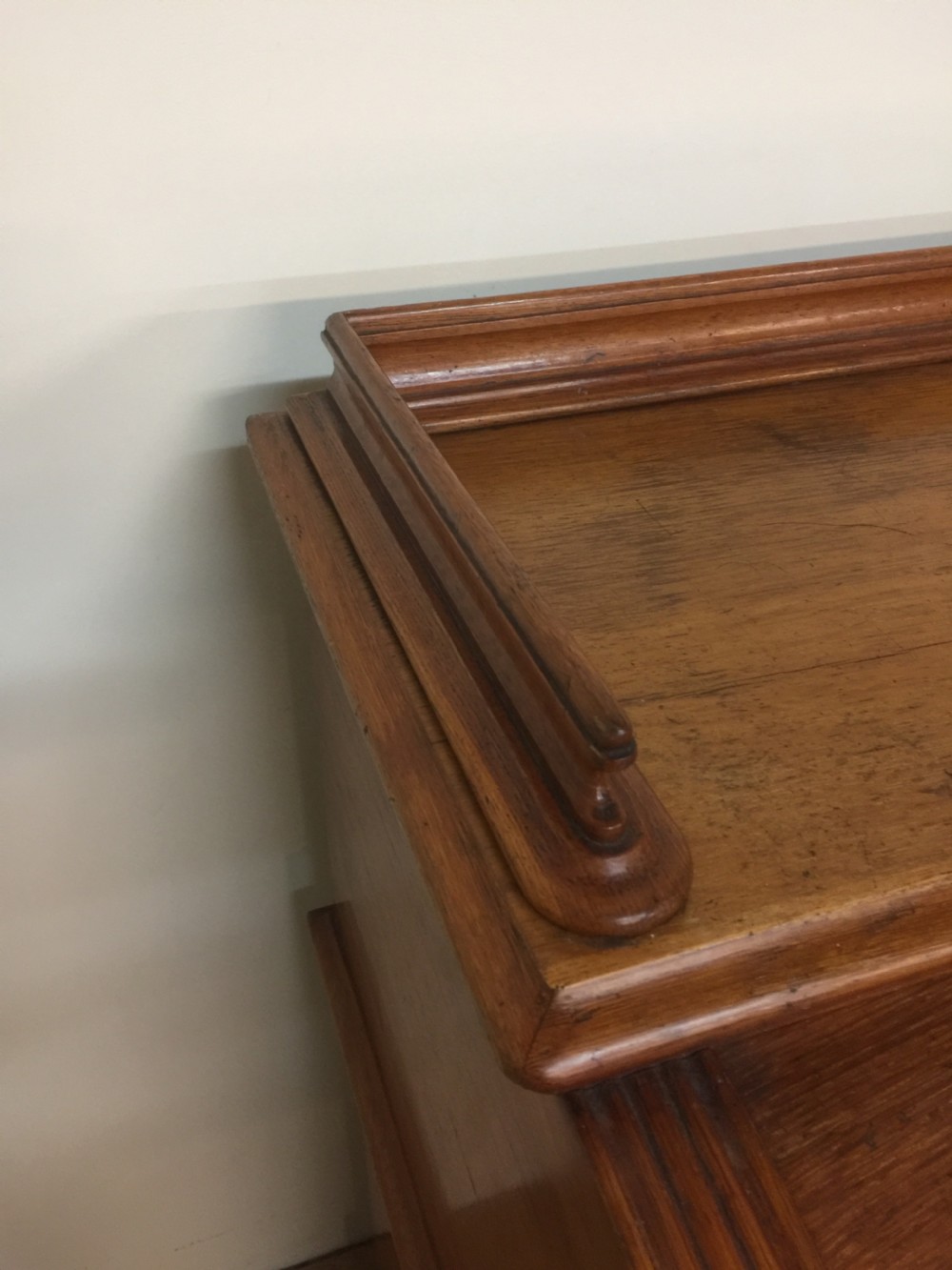 Nineteenth century golden oak cylinder desk by Carter of London View VIII