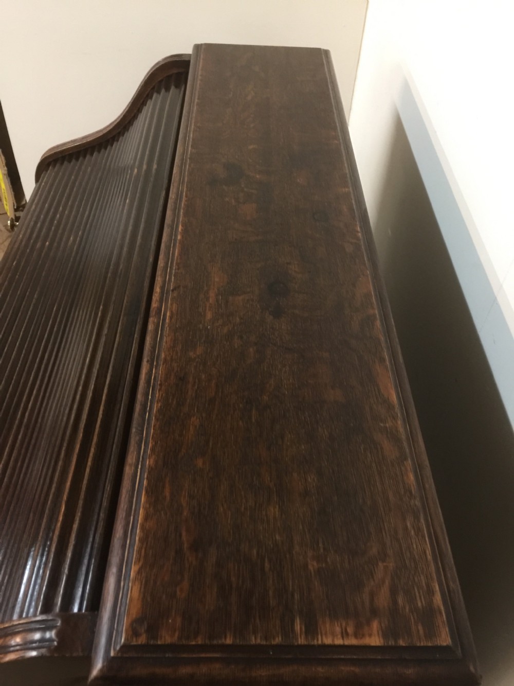 Nineteenth century oak roll top desk Superb quality  View IV