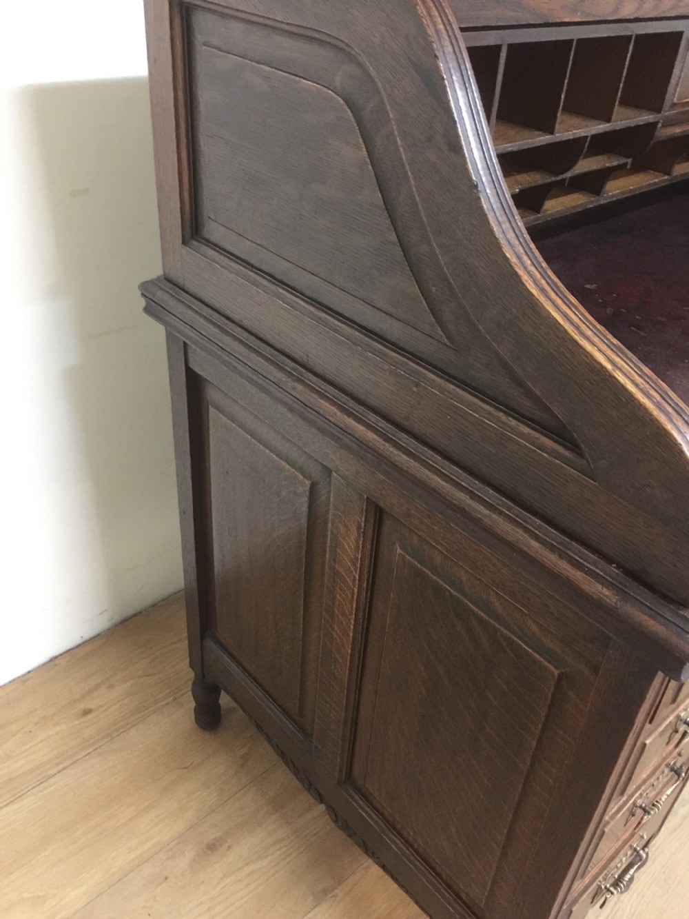 Nineteenth century oak roll top desk Superb quality  View XII