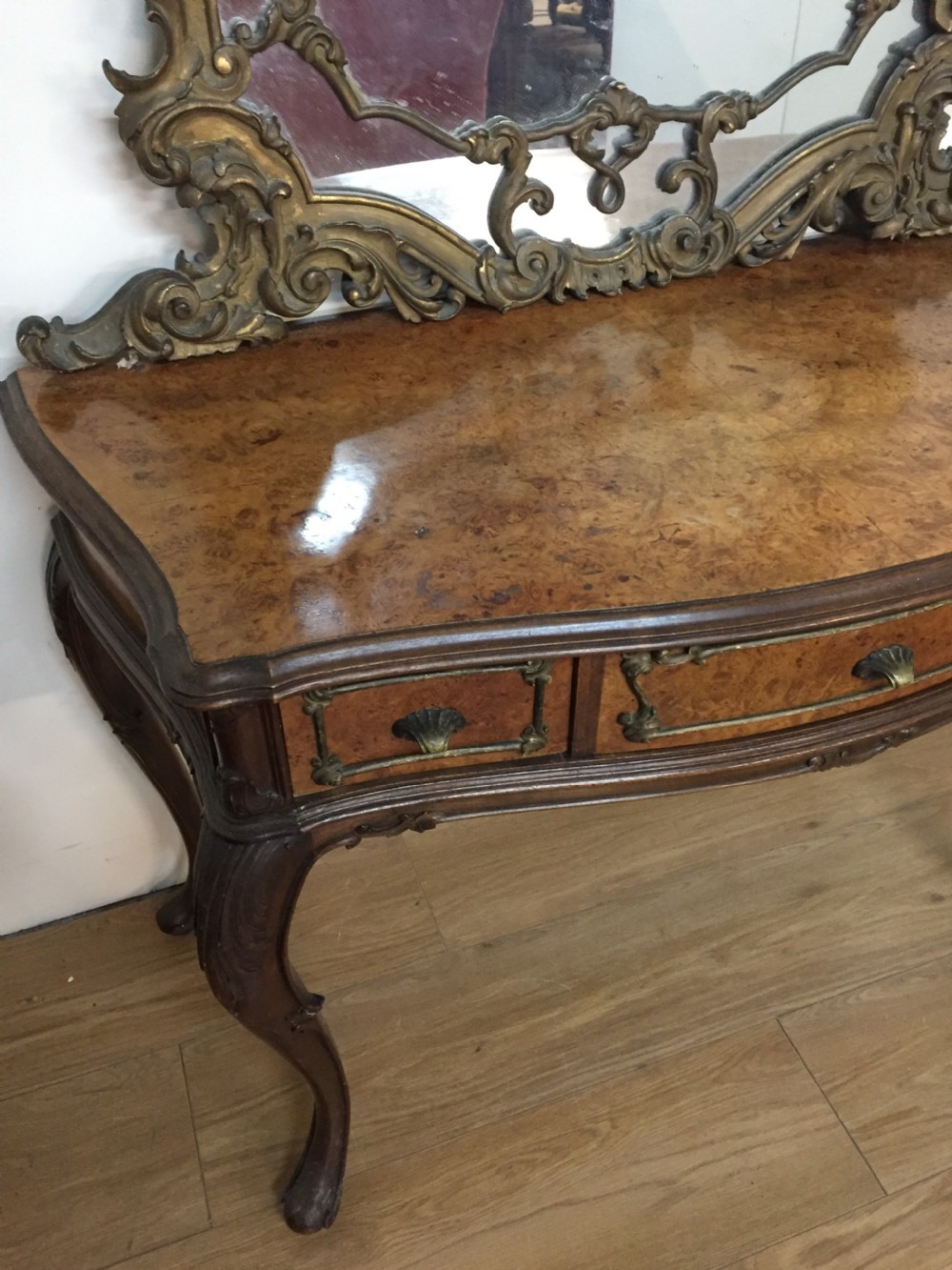 Burr walnut console table with gilded mirror  View IV