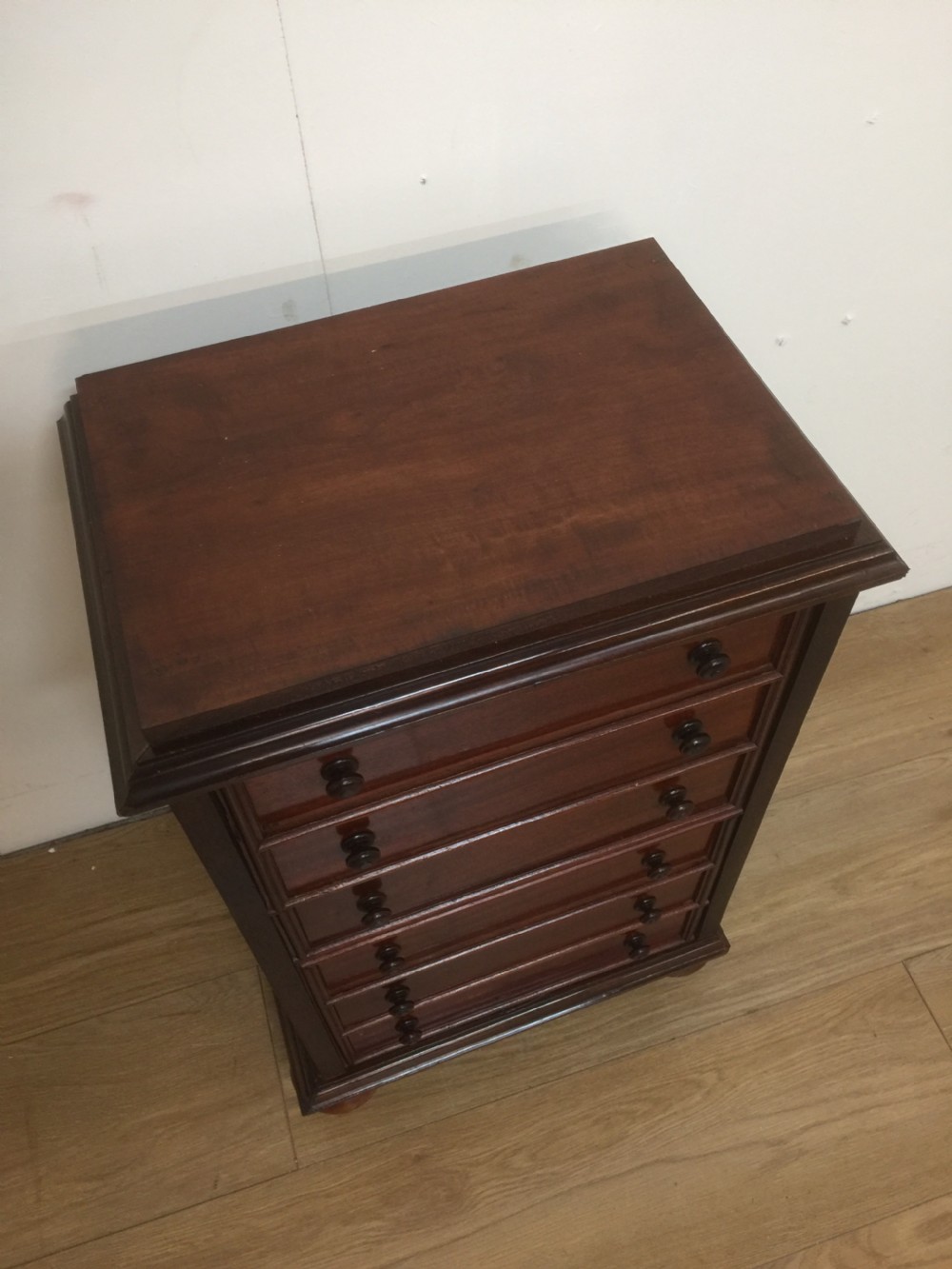 Small bank of mahogany drawers  65 cm high  View II