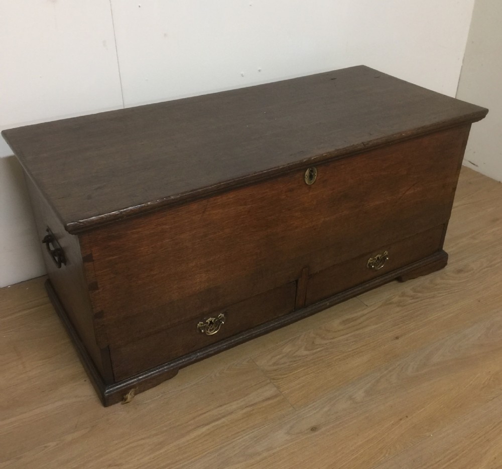 Nineteenth century two drawer oak mule chest 