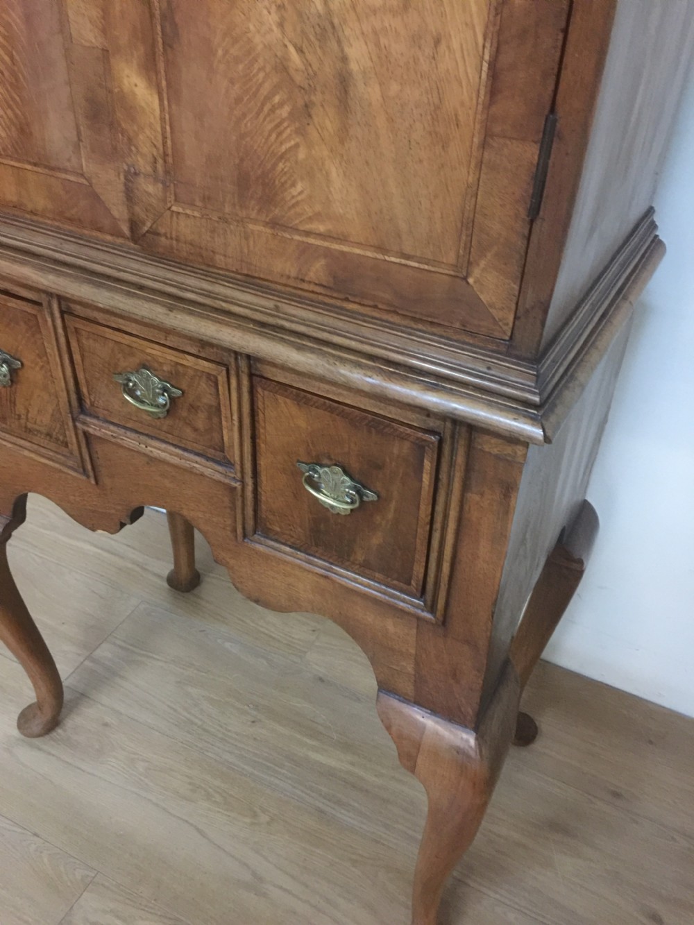 Walnut crossbanded Georgian style cabinet circa 1920 View IV