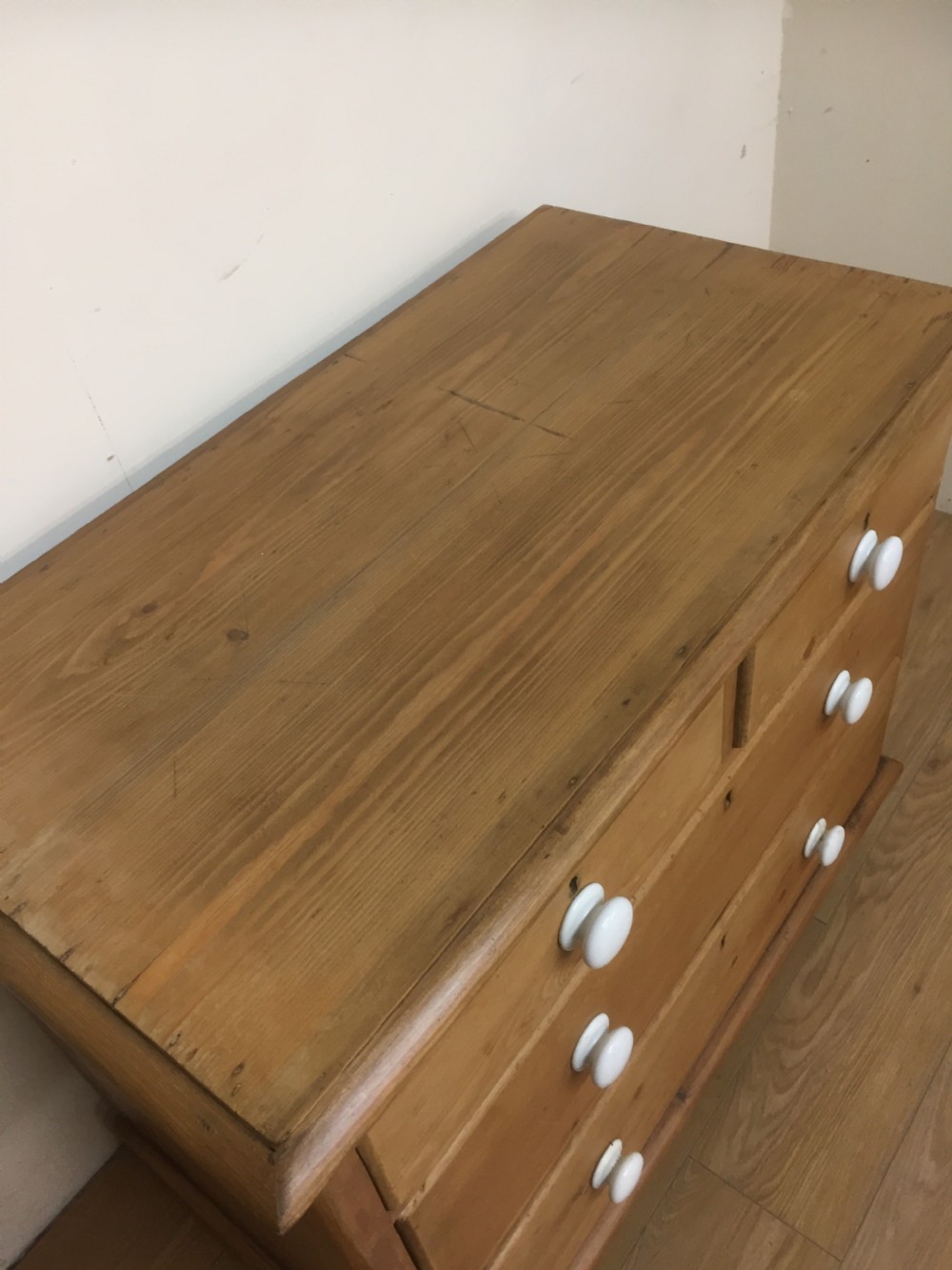 Nineteenth century pine chest of drawers curca 1870  View III