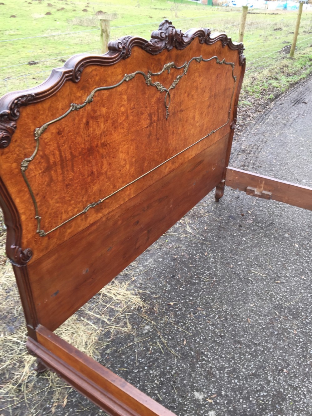 Burr walnut king size bed circa 1920  View VII
