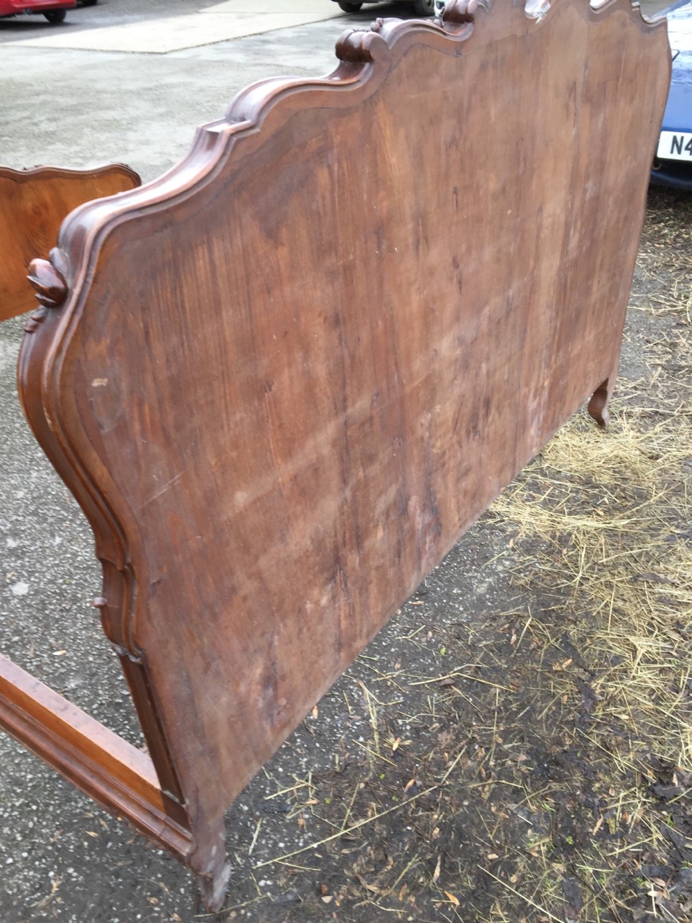 Burr walnut king size bed circa 1920  View XIII