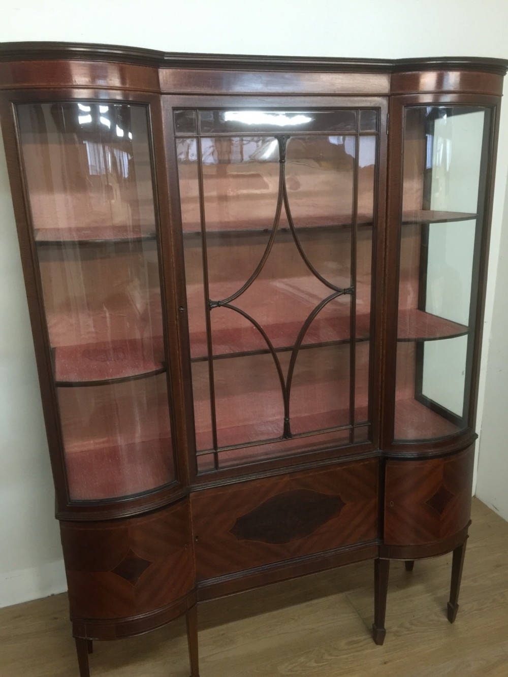 Inlaid mahogany display cabinet on tapered legs  circa 1910 View IV