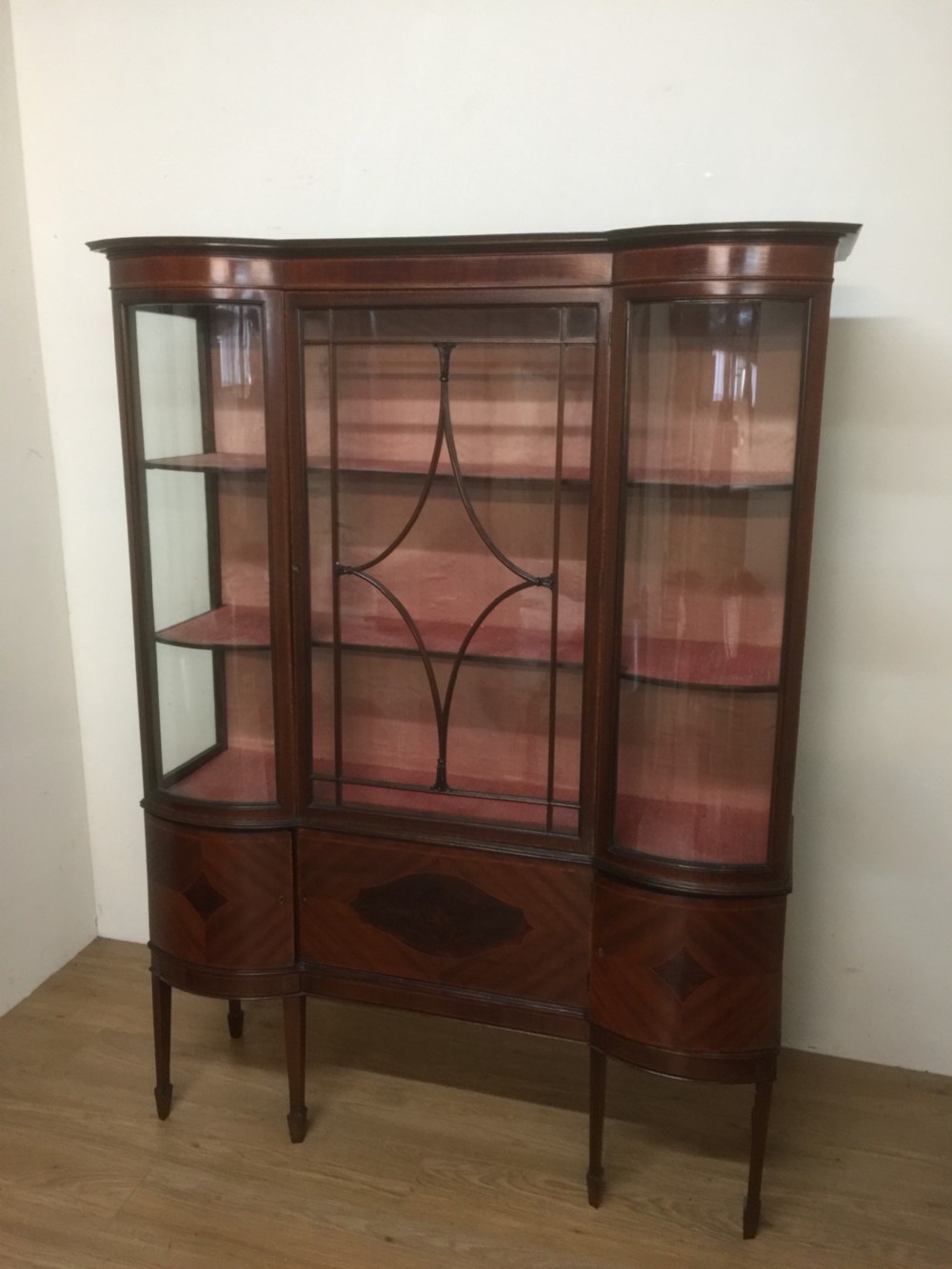 Inlaid mahogany display cabinet on tapered legs  circa 1910 View VI