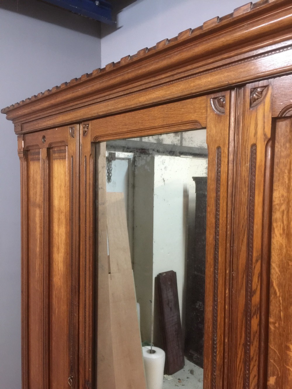 Nineteenth century golden oak triple wardrobe circa 1880 View V