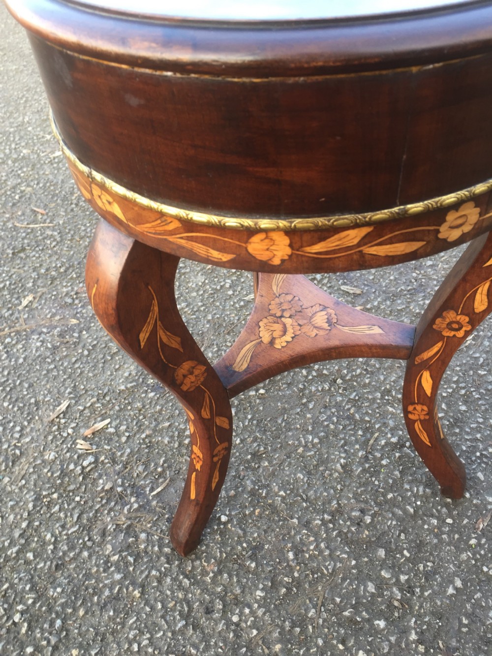 Edwardian Dutch marquetry small jardiniere stand  View VII