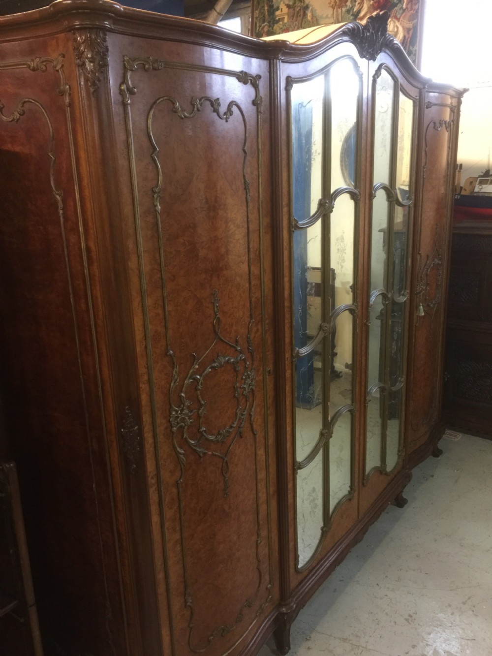 Four door burr walnut wardrobe with gilded carving circa 1920 View IV