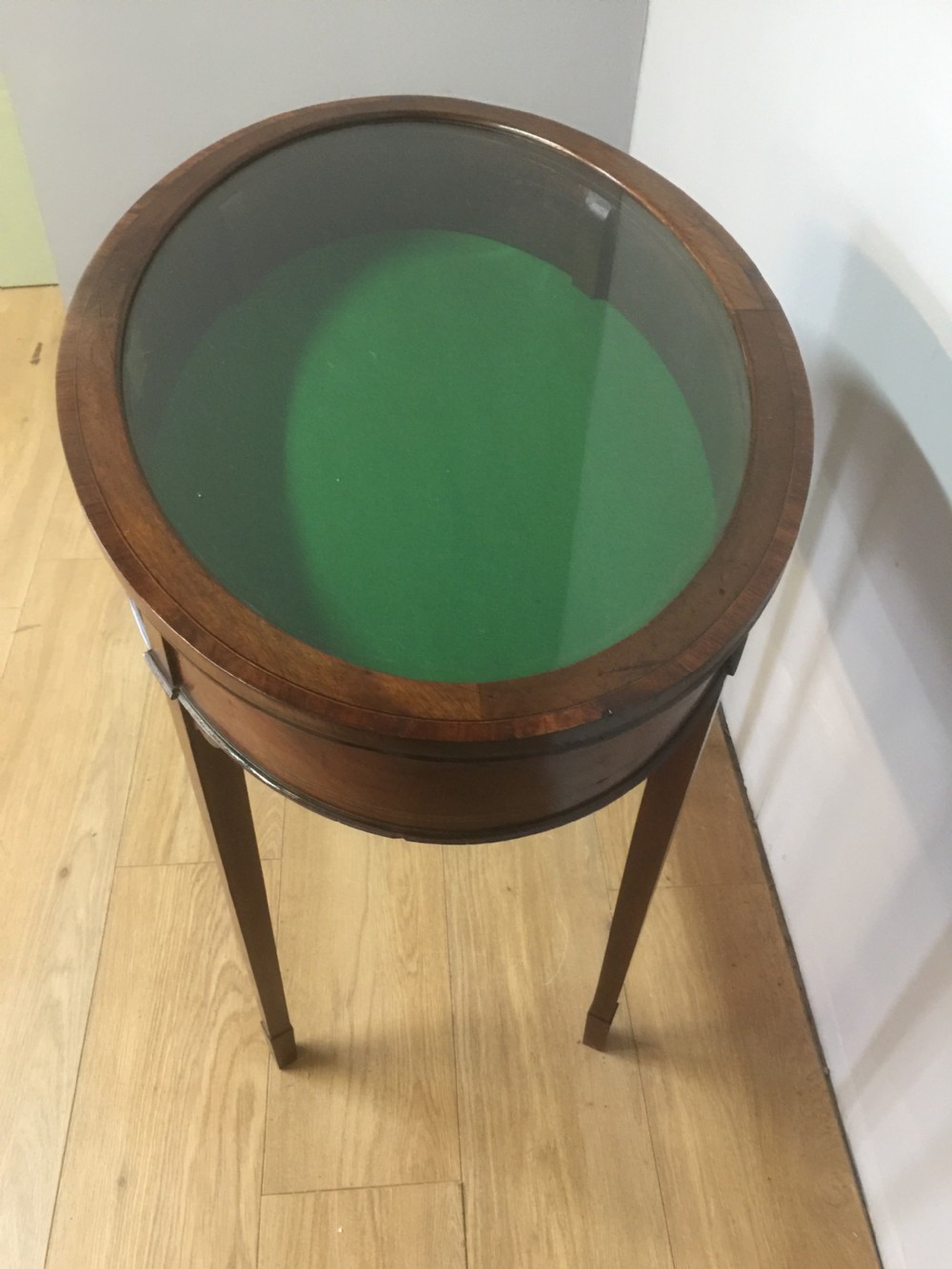 Nineteenth century London made bijouterie Cabinet  View X