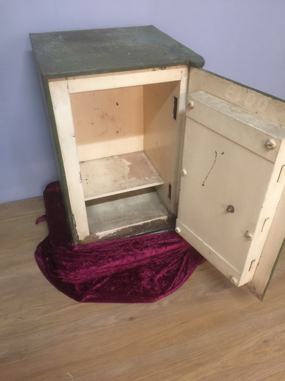 Nineteenth century antique safe in original condition with key View VII