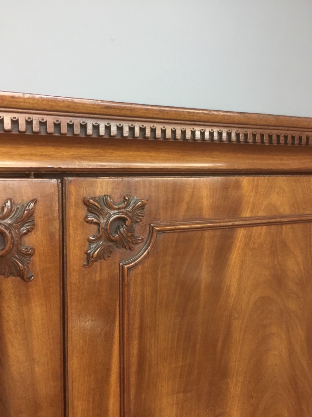 Nineteenth century flame mahogany linen press of small proportions  View IV