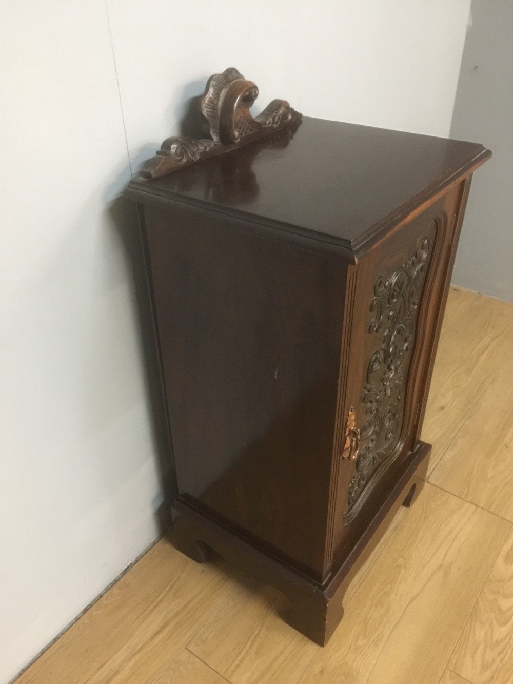 Art nouveau carved mahogany bedside cabinet circa 1900 View V