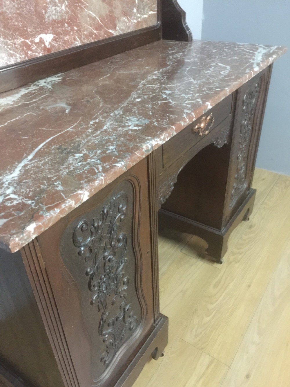 Art nouveau carved mahogany marble topped washstand circa 1900 View VIII