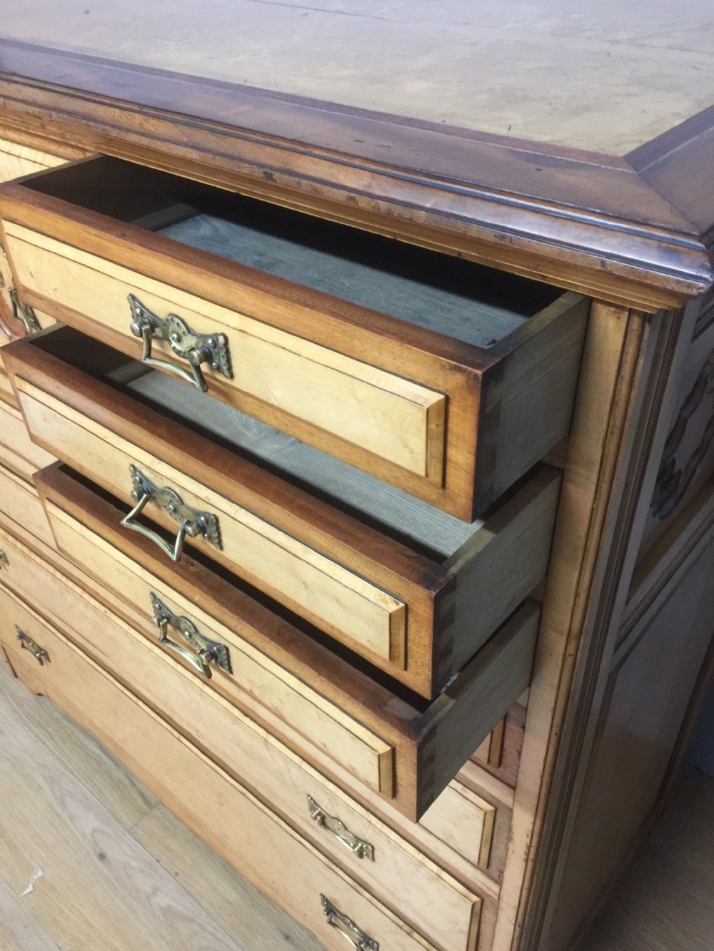 Rare nineteenth century birds eye maple and mahogany chest of drawers  View V