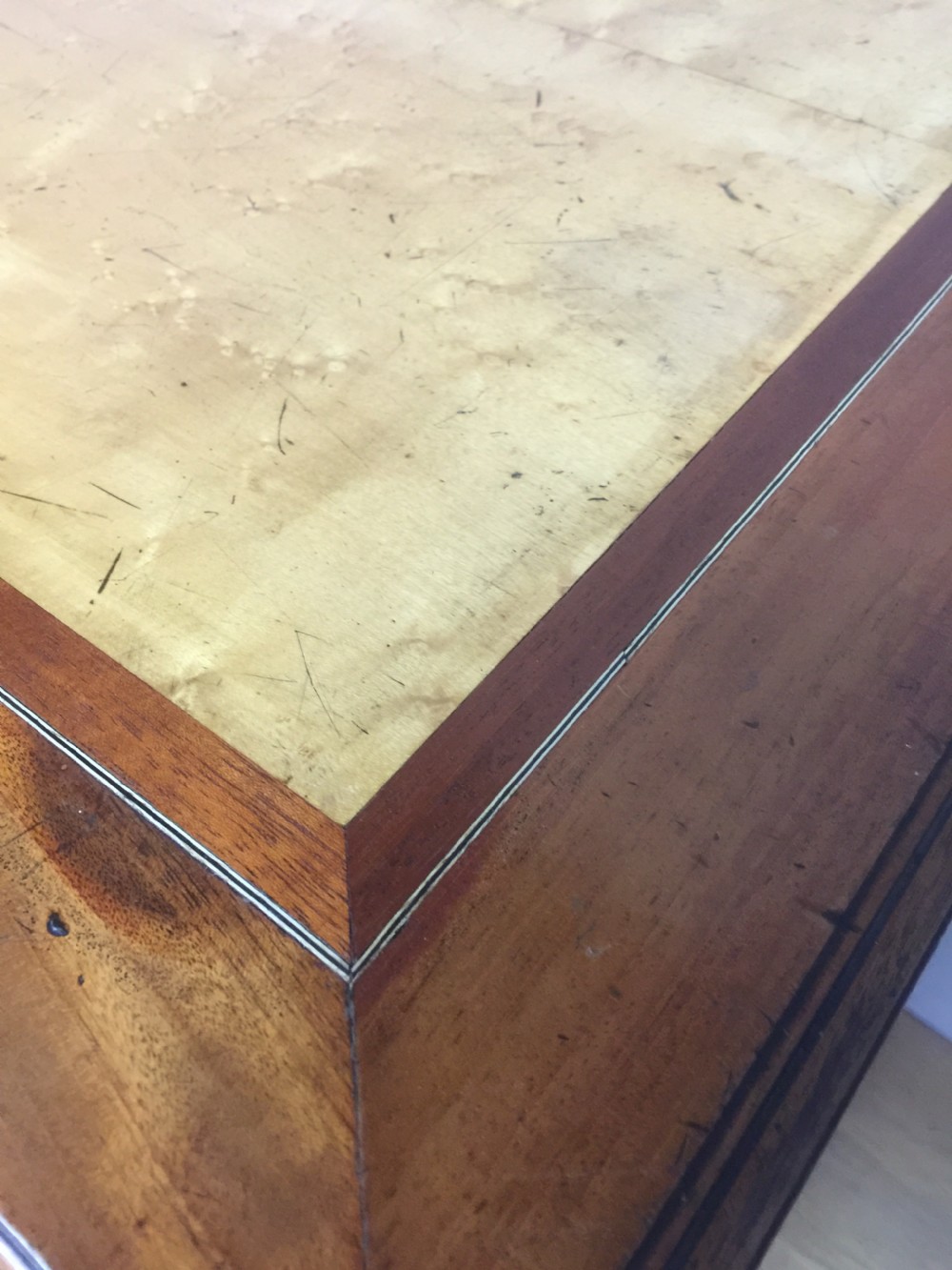 Rare nineteenth century birds eye maple and mahogany chest of drawers  View VI