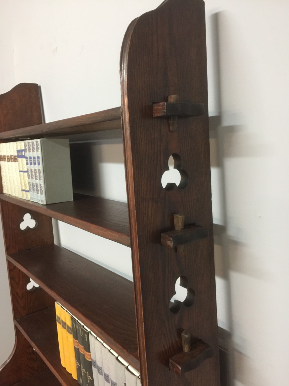 Arts and crafts seven height oak shelves circa 1900 View III