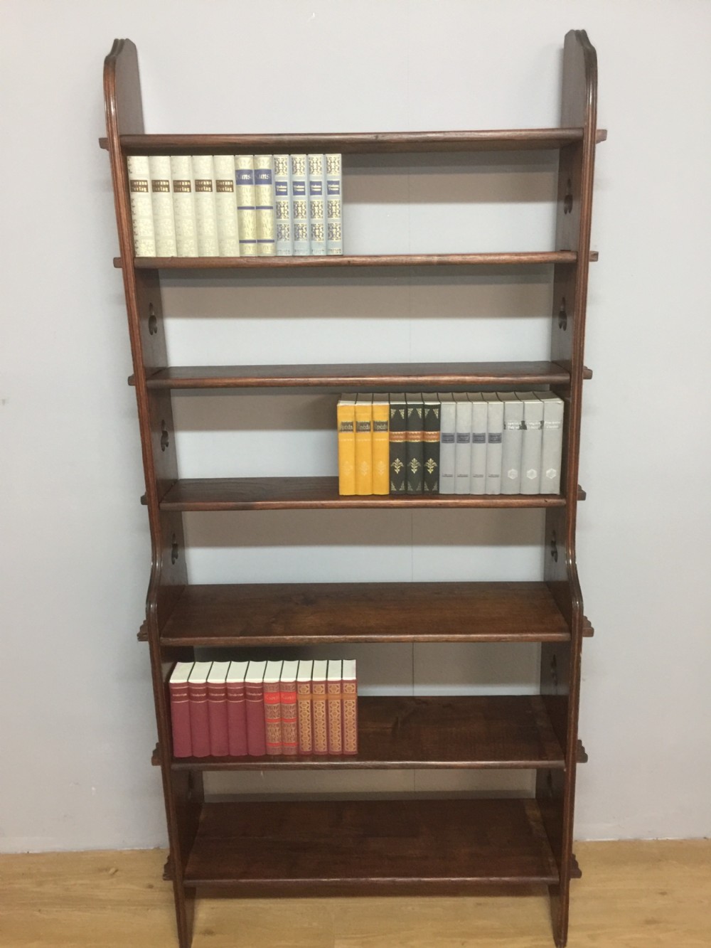 Arts and crafts seven height oak shelves circa 1900 View V