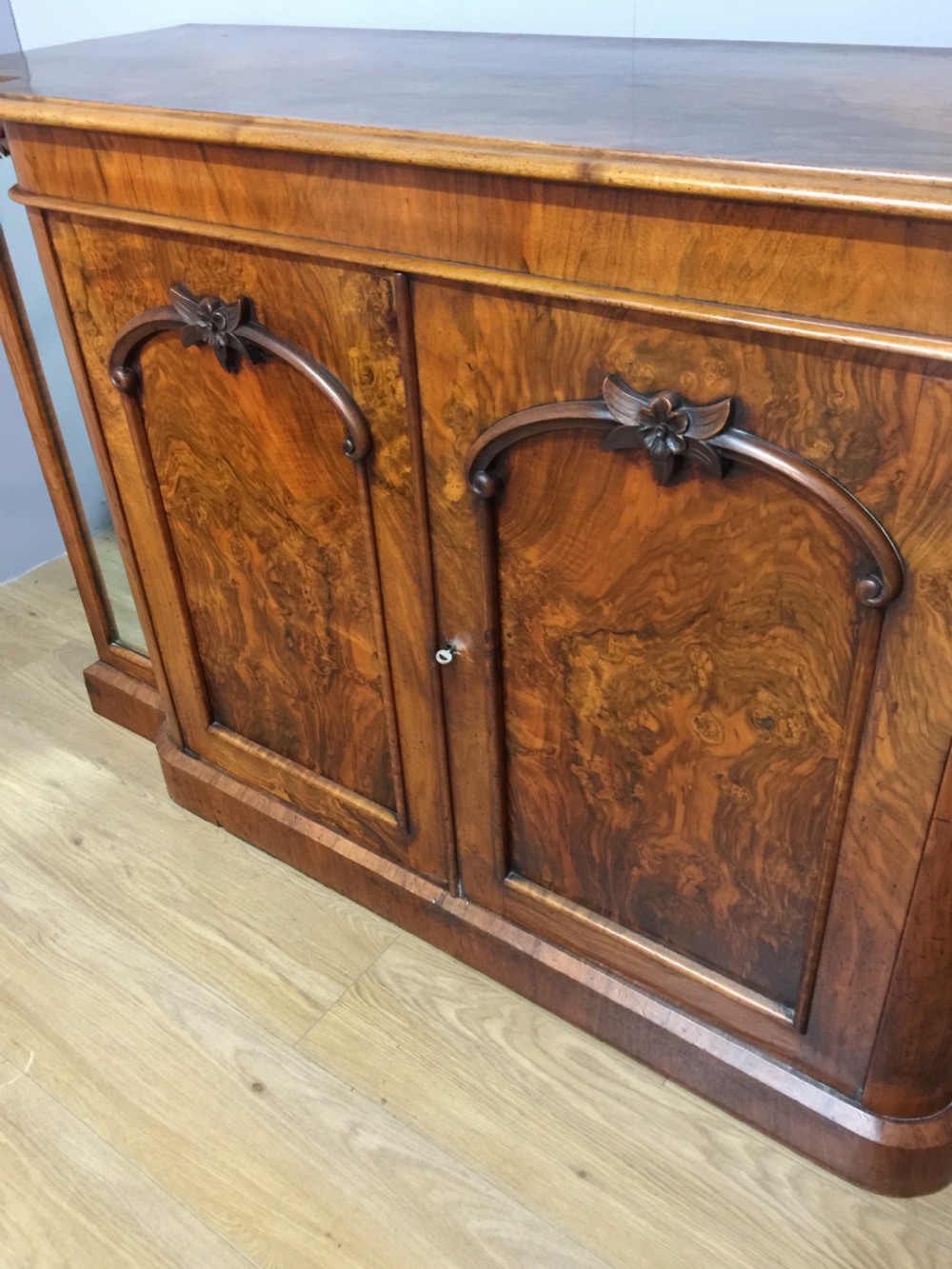 Nineteenth century burr walnut breakfront side cabinet View III