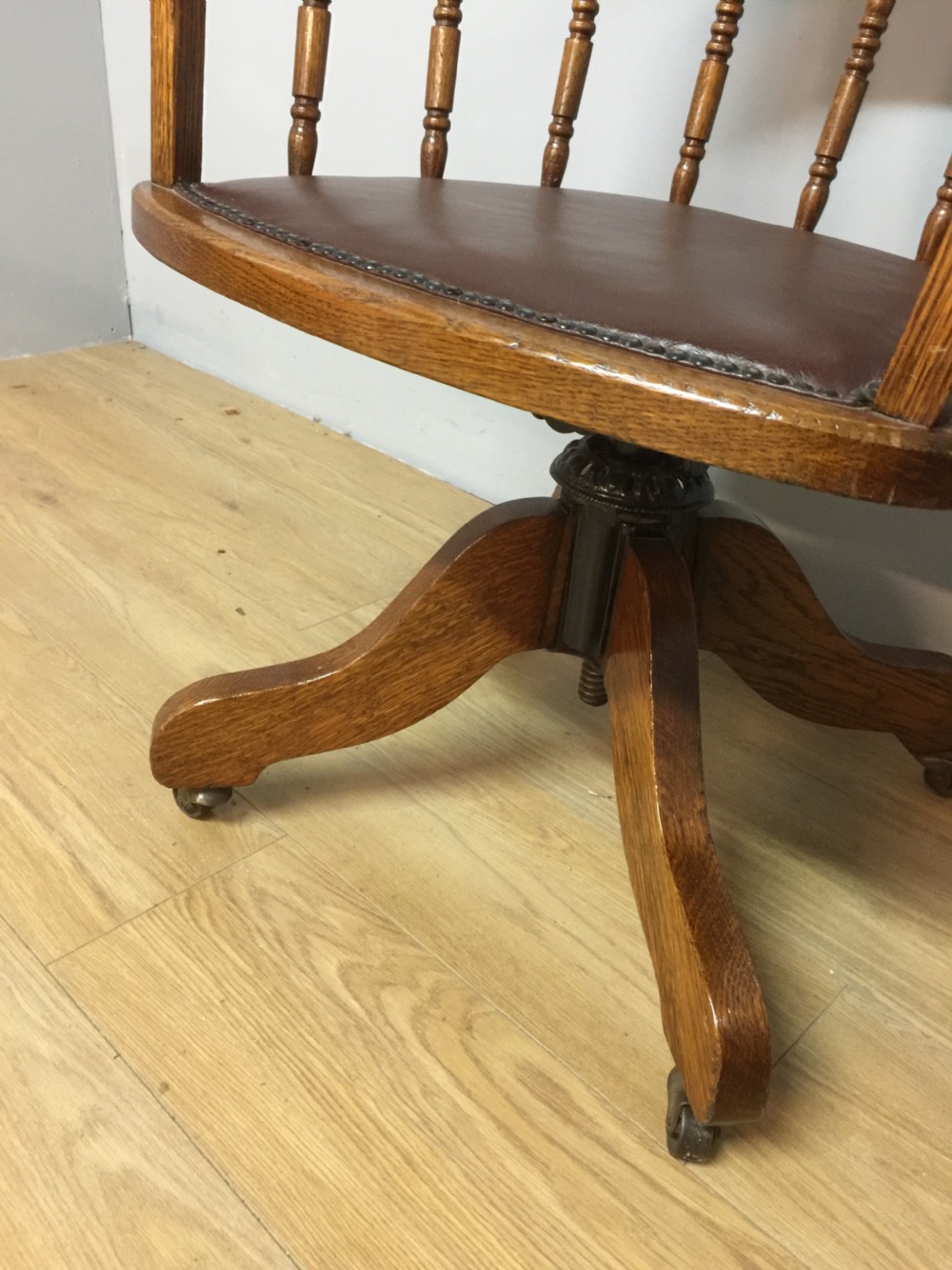Solid oak revolving desk chair View VI