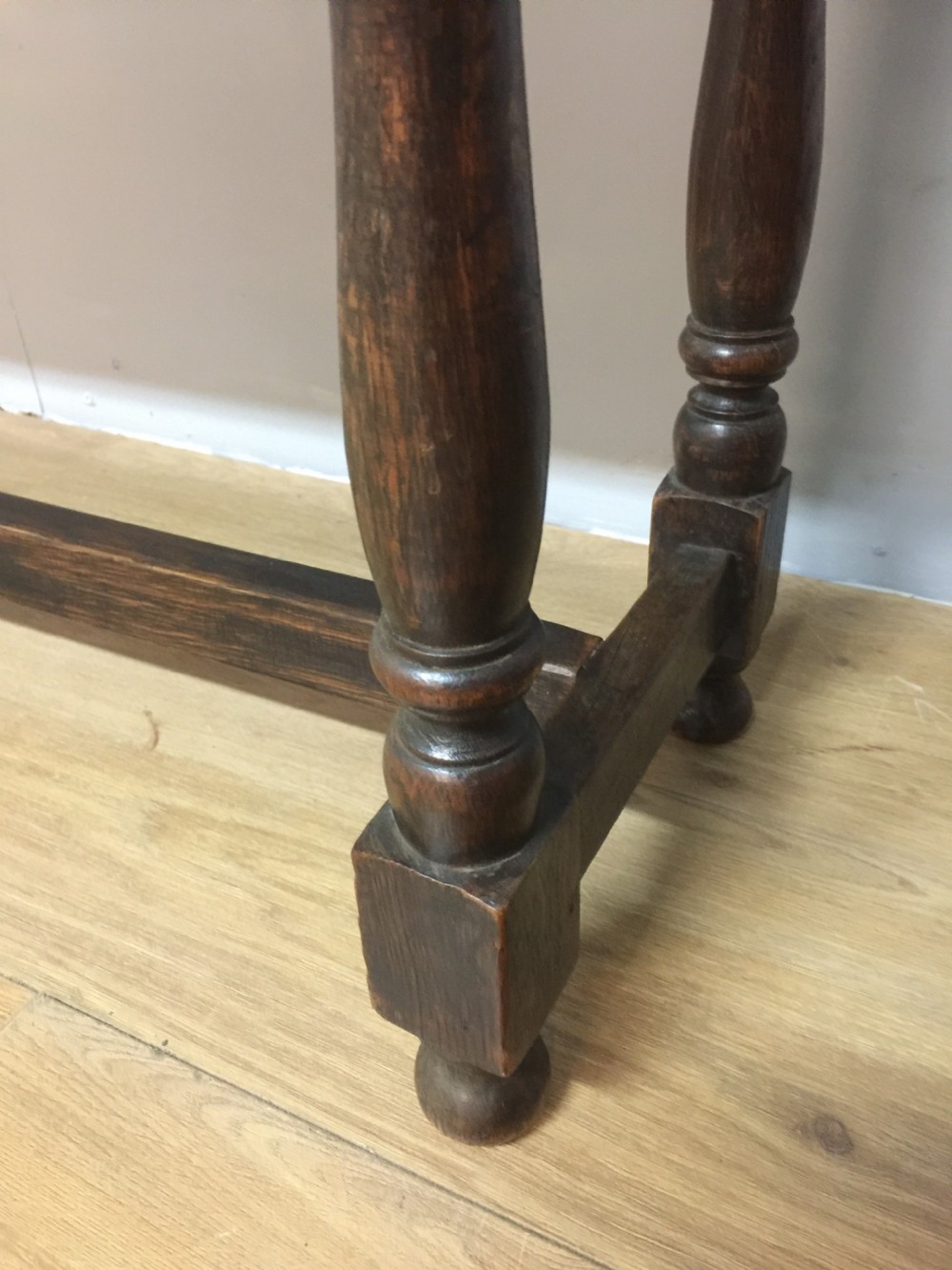 Nineteenth century solid oak window seat View VI