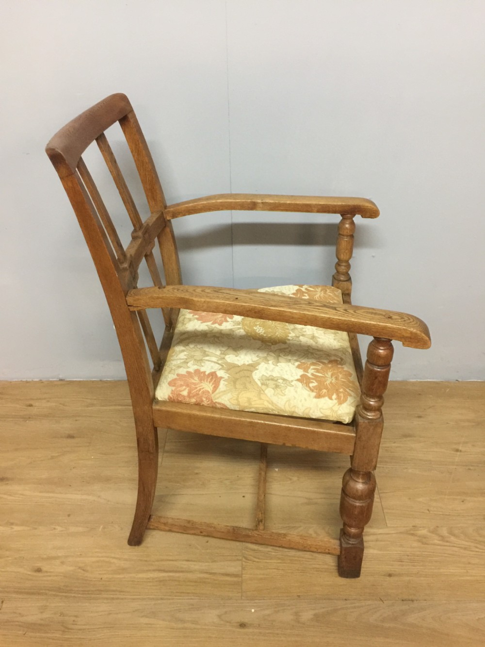 Arts and crafts golden oak armchair from a Masonic Lodge  View III