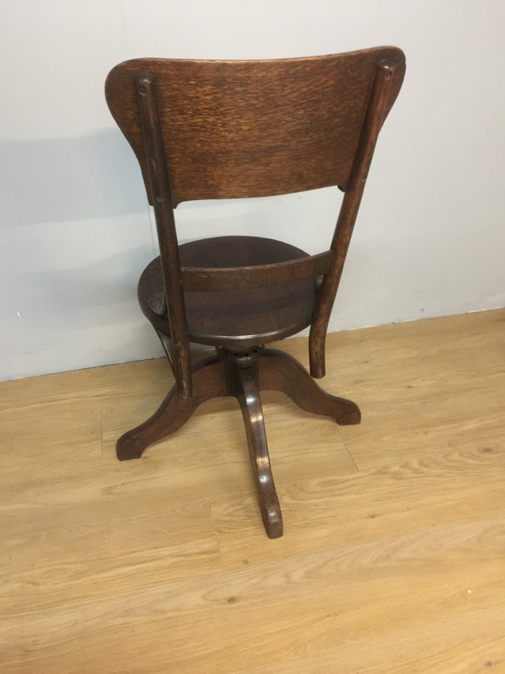 Solid  oak Edwardian “oail” height adjustable rotating office chair View III
